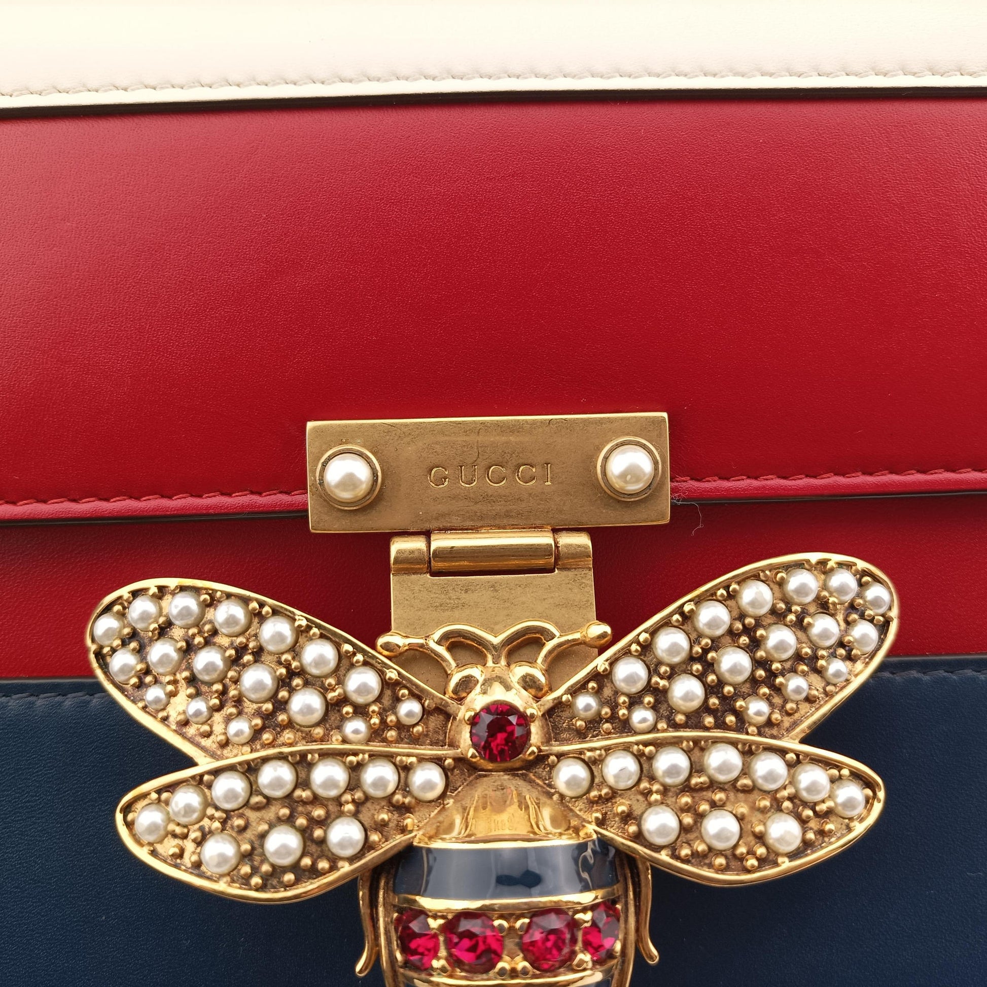 Queen Margaret White×Red×Blue×Pink Leather 476541 D023995575クイーン マーガレット ホワイト×レッド×ブルー×ピンク レザー 476541 D023995575