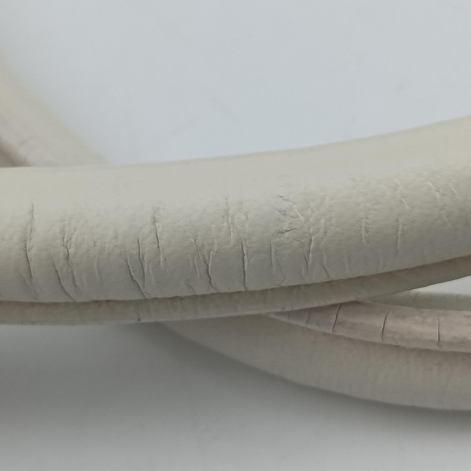 Vara Bow White Leather EE-21A907ヴァラ リボン ホワイト レザー EE-21A907