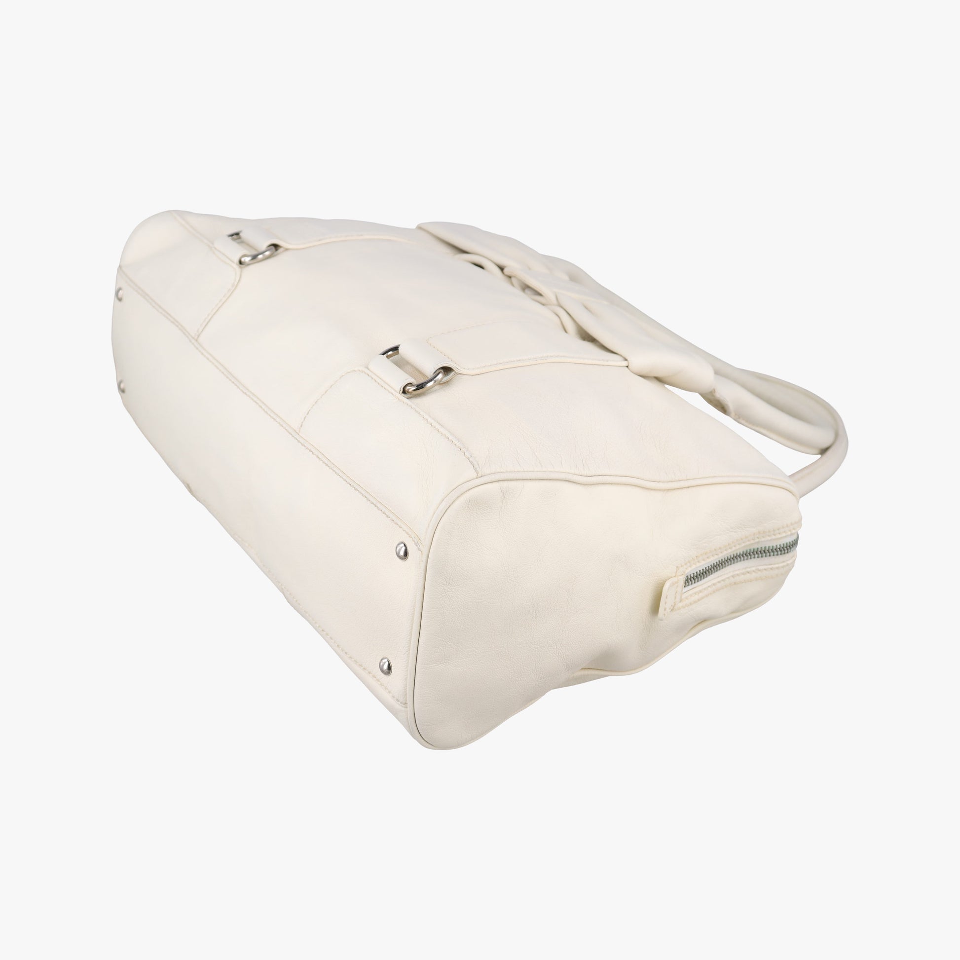 Vara Bow White Leather EE-21A907ヴァラ リボン ホワイト レザー EE-21A907