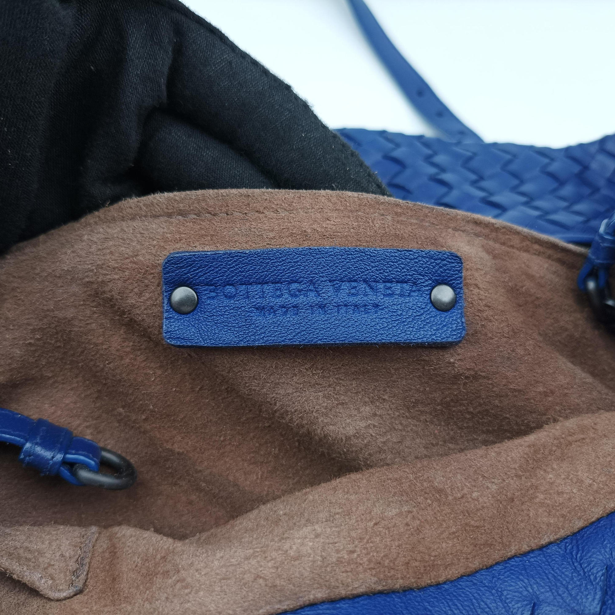 Cesta Intrecciato Blue lambskin B07174617Uセスタ イントレチャート ブルー ラムスキン B07174617U