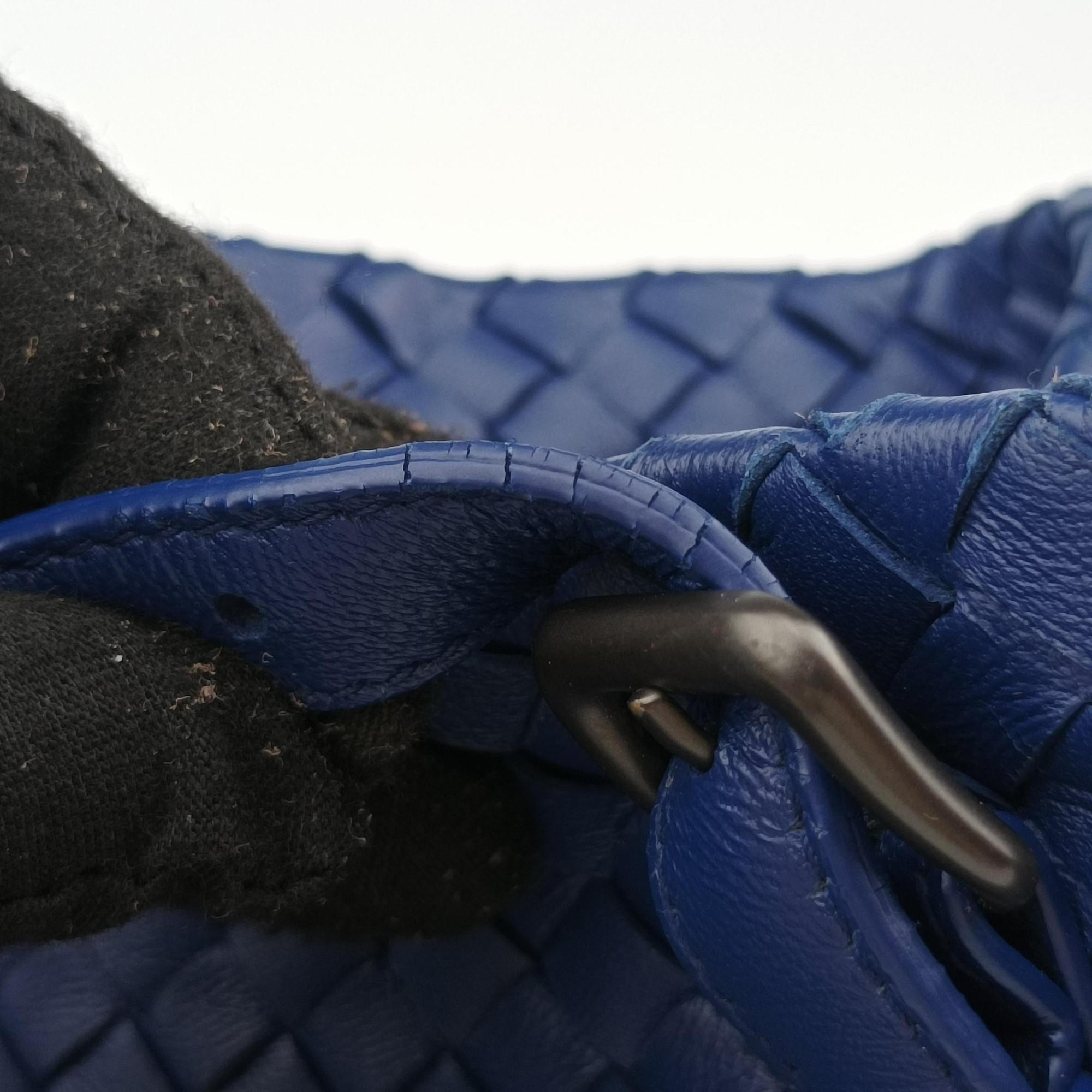 Cesta Intrecciato Blue lambskin B07174617Uセスタ イントレチャート ブルー ラムスキン B07174617U