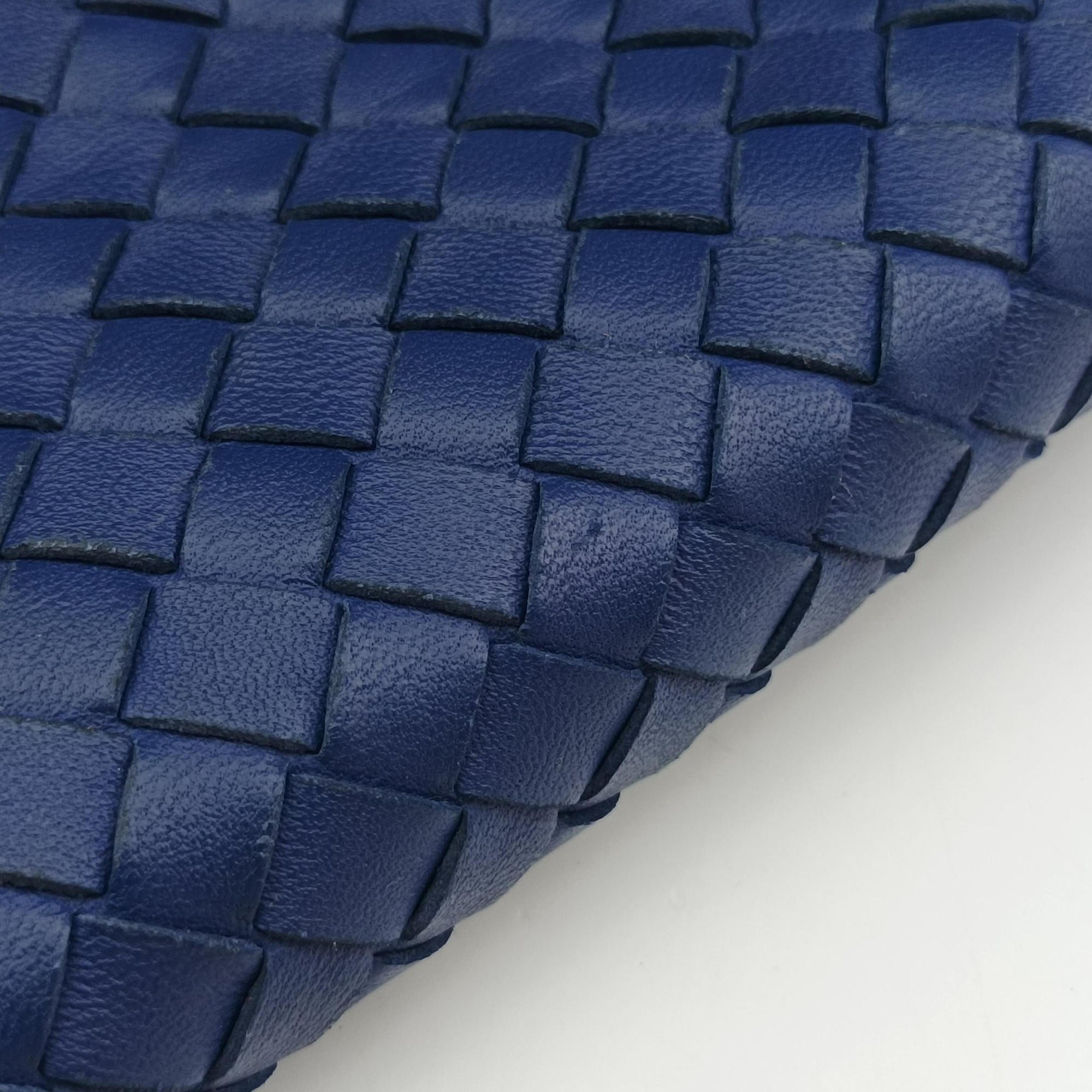 Cesta Intrecciato Blue lambskin B07174617Uセスタ イントレチャート ブルー ラムスキン B07174617U