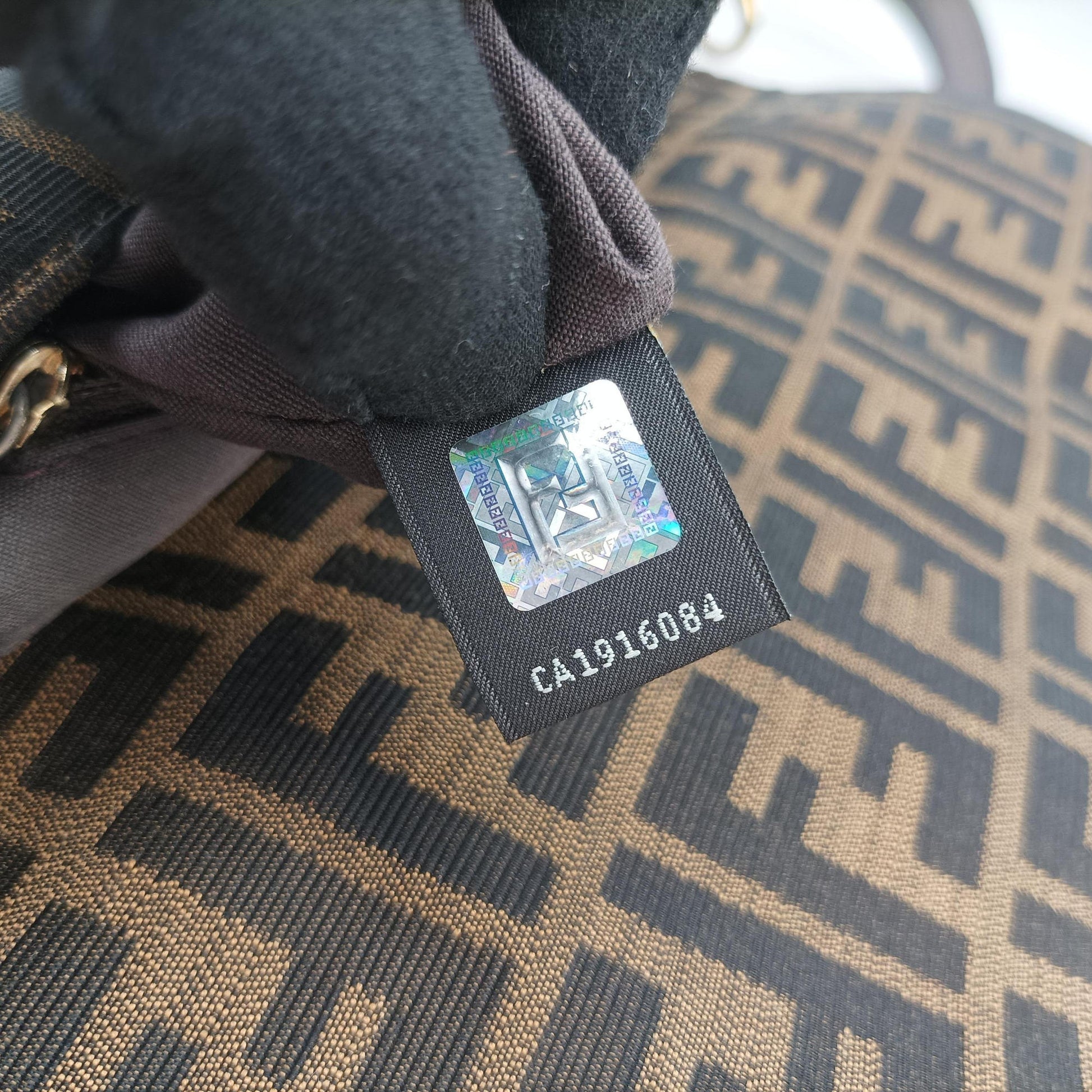 Mia Flap Brown canvas 8BT163 8BT163-WTH 118-2516ミア フラップ ブラウン キャンバス 8BT163 8BT163-WTH 118-2516