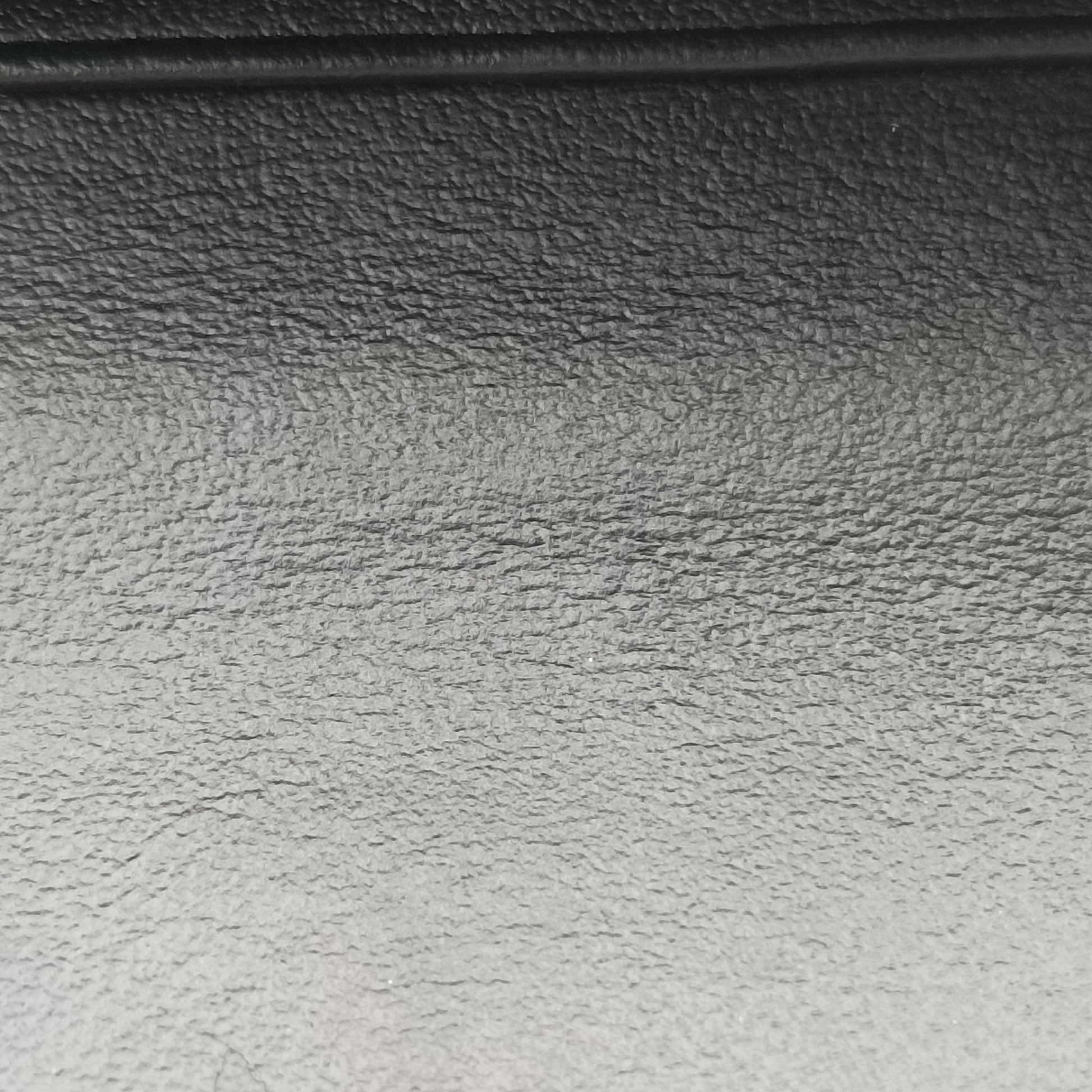 Chain Pouch Nube Spazzolato Leather  181 Eチェーン ポーチ ヌーベ  ブラッシュドレザー 181 E