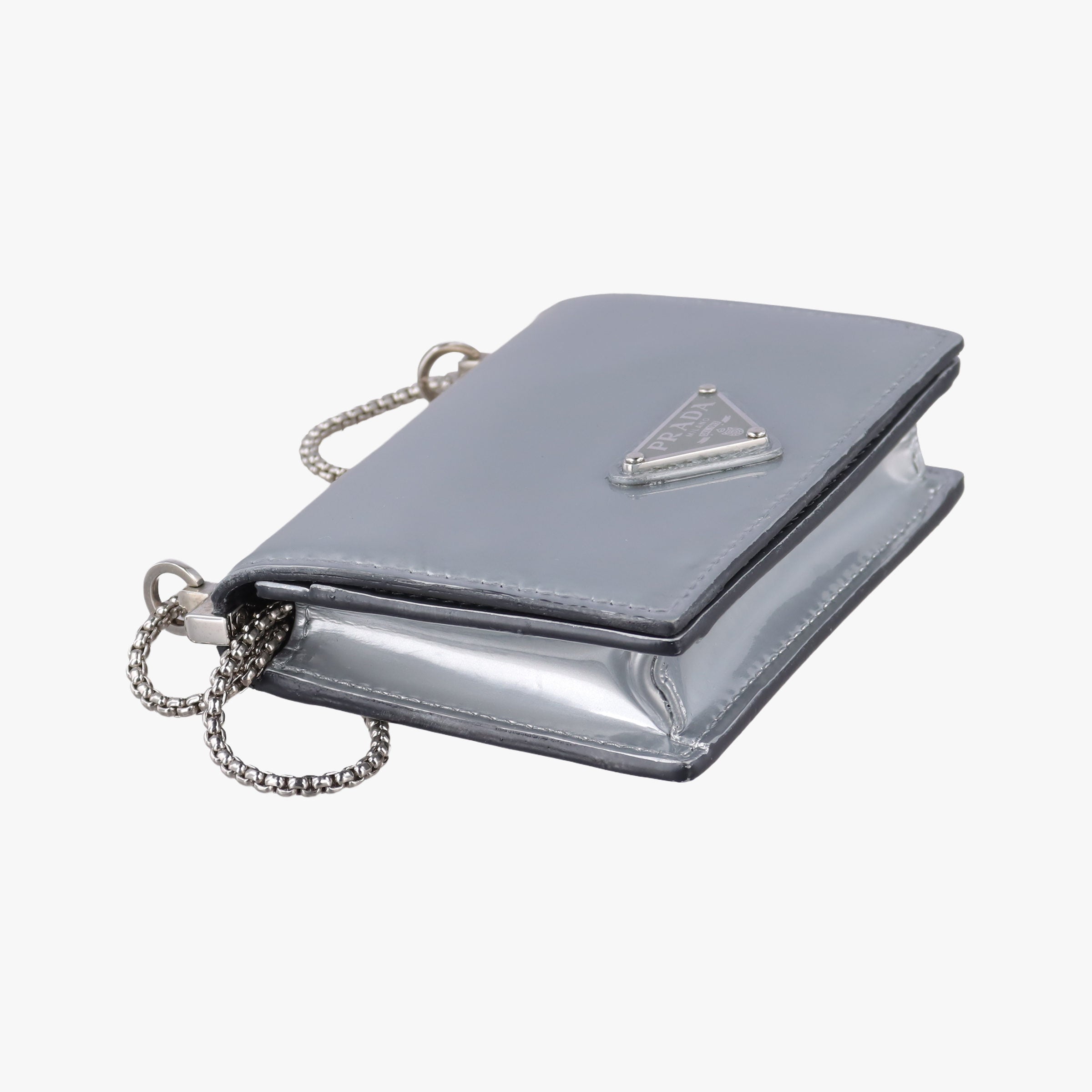 Chain Pouch Nube Spazzolato Leather  181 Eチェーン ポーチ ヌーベ  ブラッシュドレザー 181 E