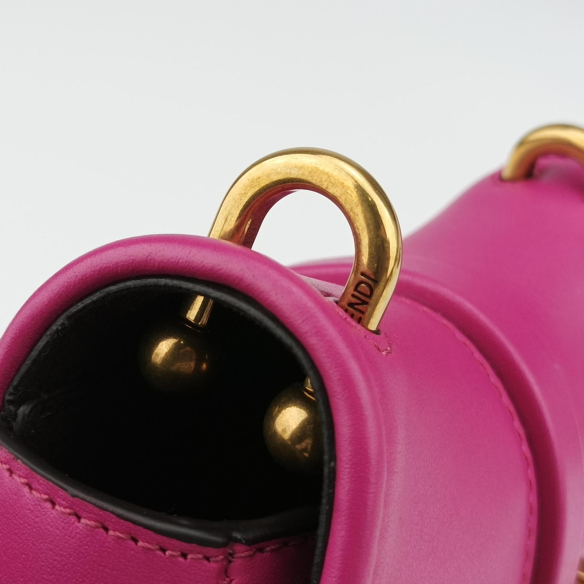 C'mon Small Rose Leather 7AS219 7AS219 AQ0Lカモン スモール ローズ レッド レザー 7AS219 7AS219 AQ0L