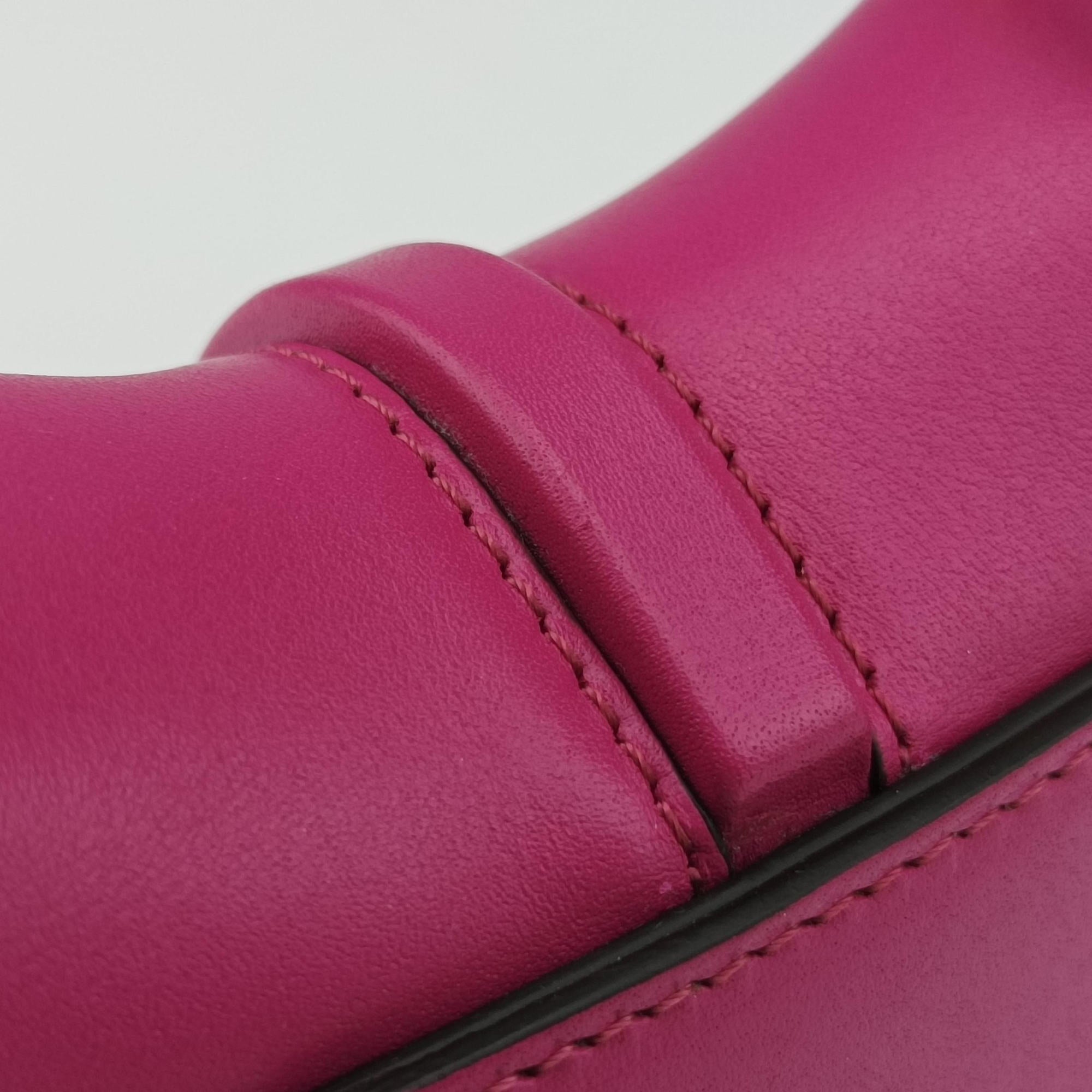 C'mon Small Rose Leather 7AS219 7AS219 AQ0Lカモン スモール ローズ レッド レザー 7AS219 7AS219 AQ0L