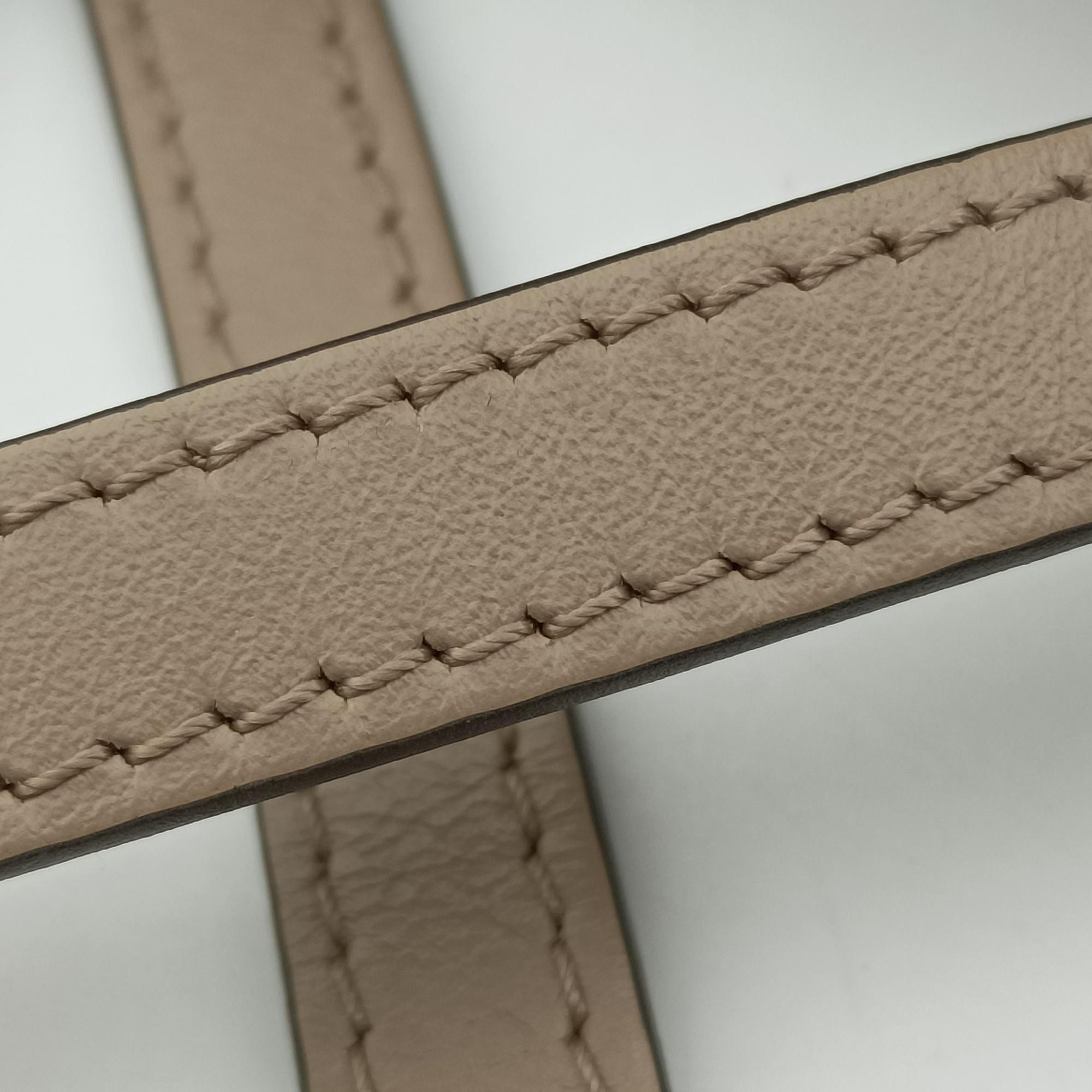 OntheGo MM Beige Monogram Empreinte M45607 IC ChipオンザゴーMM ベージュ系 モノグラム アンプラント M45607 ICチップ