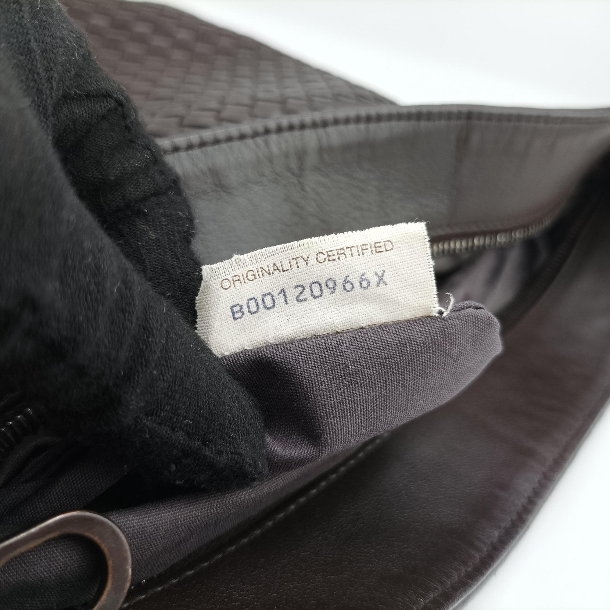 Intrecciato Brown lambskin B00120966Xイントレチャート ブラウン ラムスキン B00120966X
