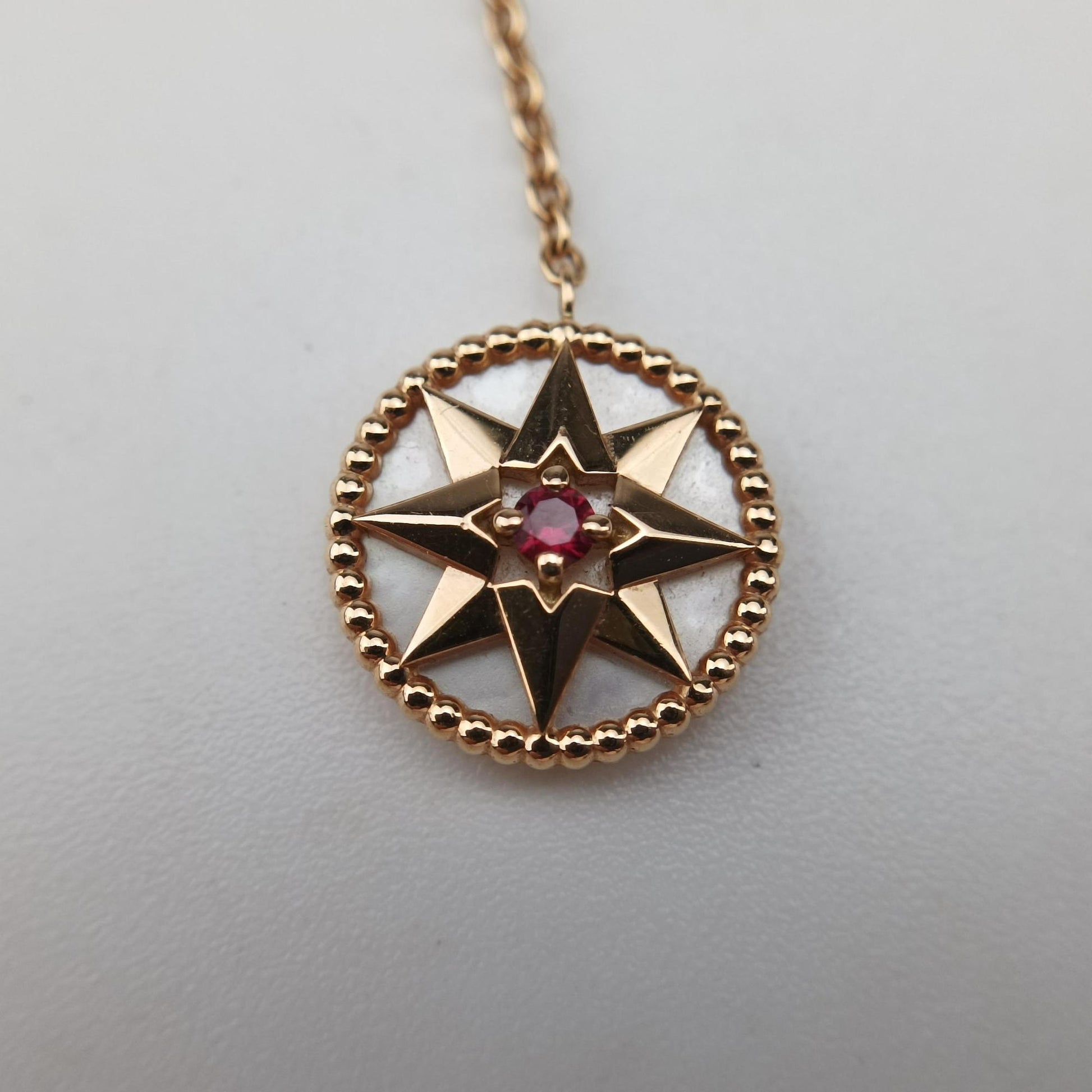Rose des Vents Rose golden AU750 B3047100 388480ローズ デ ヴァン ローズゴールド AU750 B3047100 388480