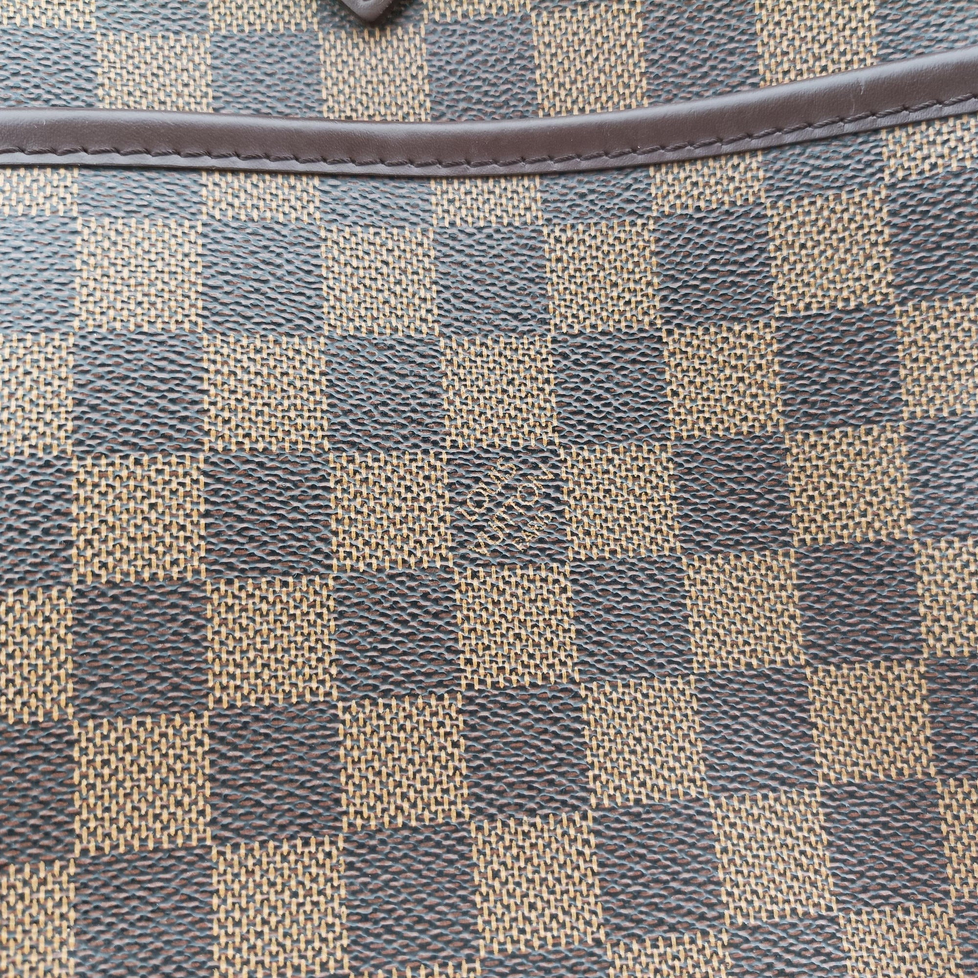 Saria Horizontal EBENE Damier Canvas N51282 AR0052サリアオリゾンタル エベヌ ダミエ キャンバス N51282 AR0052