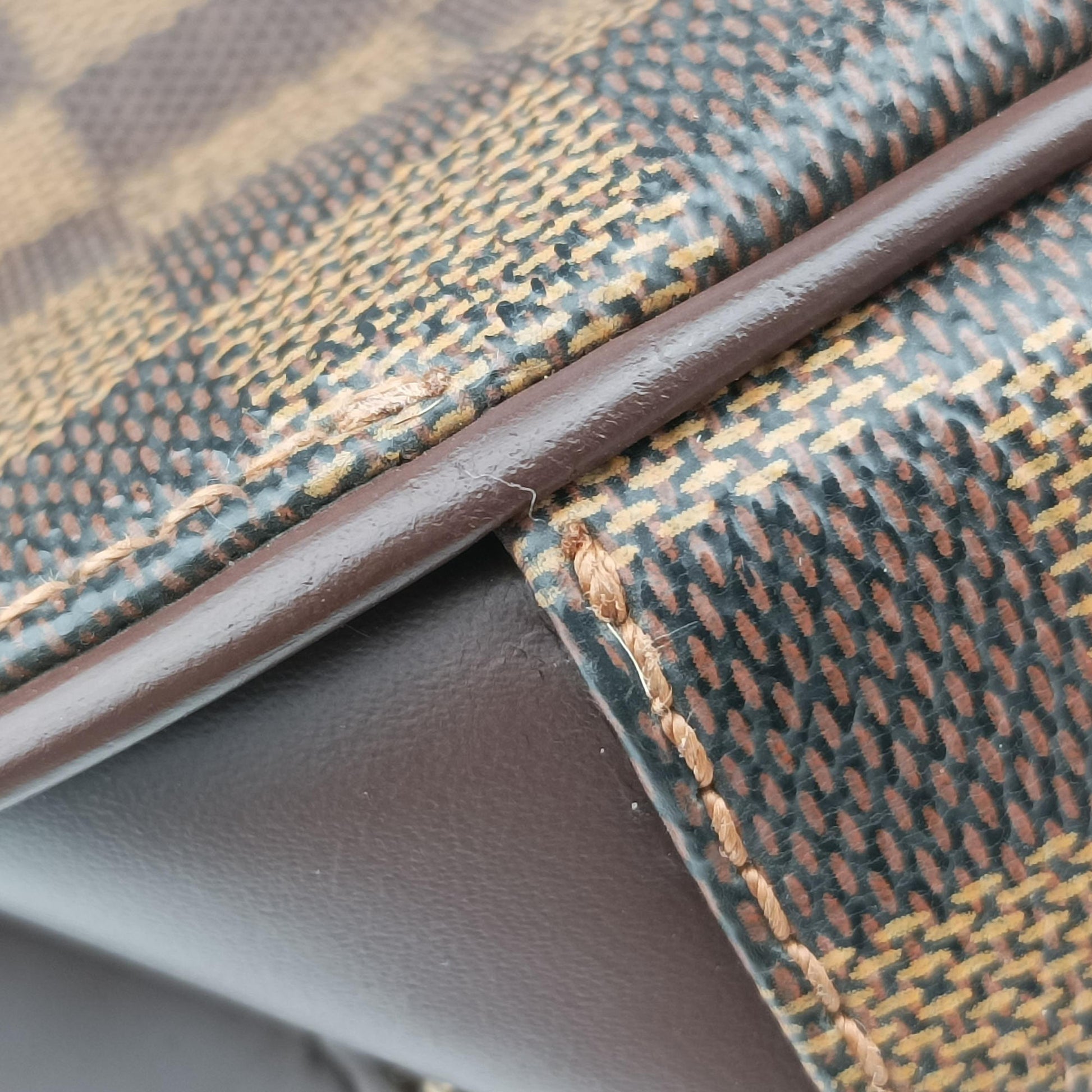 Saria Horizontal EBENE Damier Canvas N51282 AR0052サリアオリゾンタル エベヌ ダミエ キャンバス N51282 AR0052
