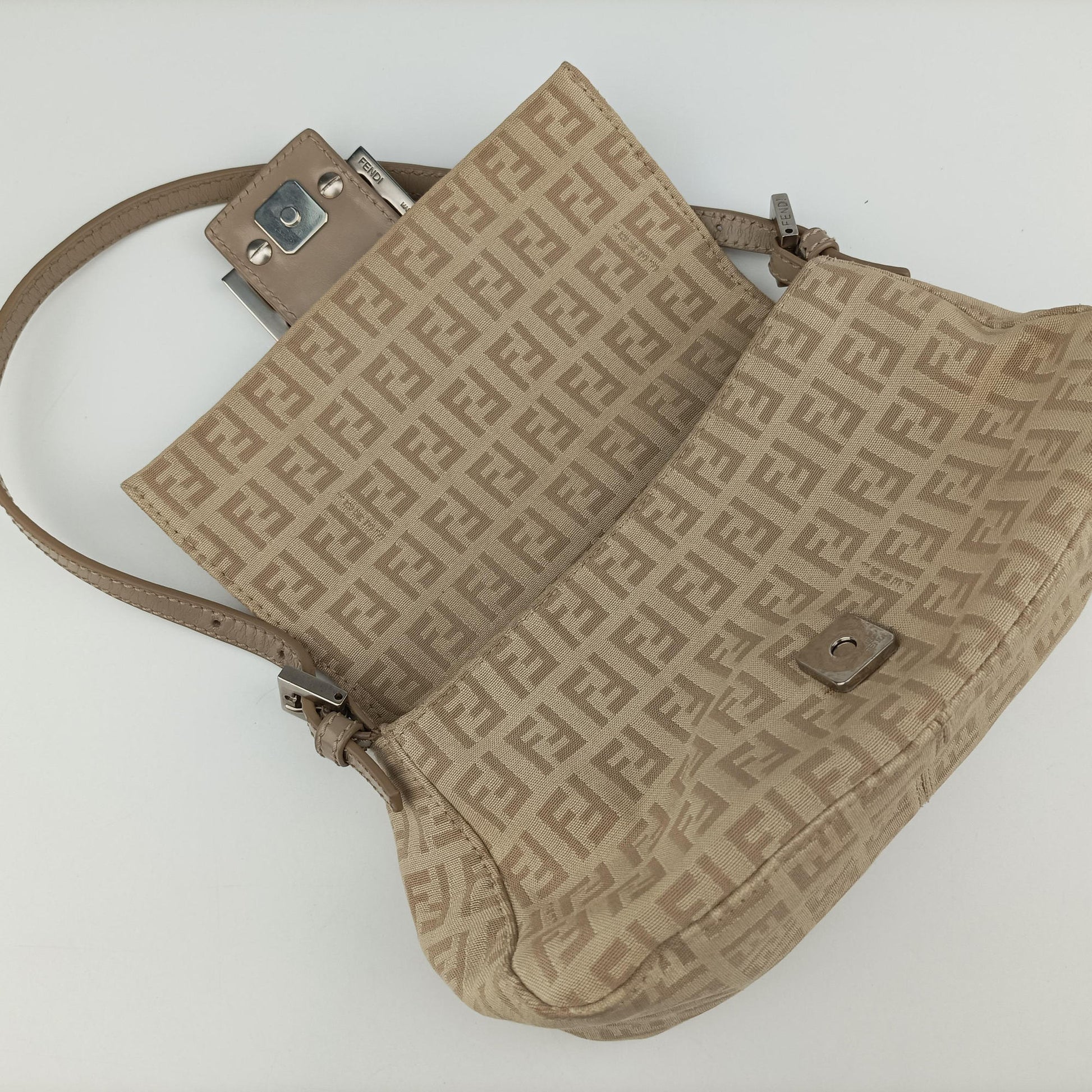 Baguette Beige Jacquard 8BR180 2305 8BR180/KU7 048マンマバケット ベージュ ジャガード 8BR180 2305 8BR180/KU7 048