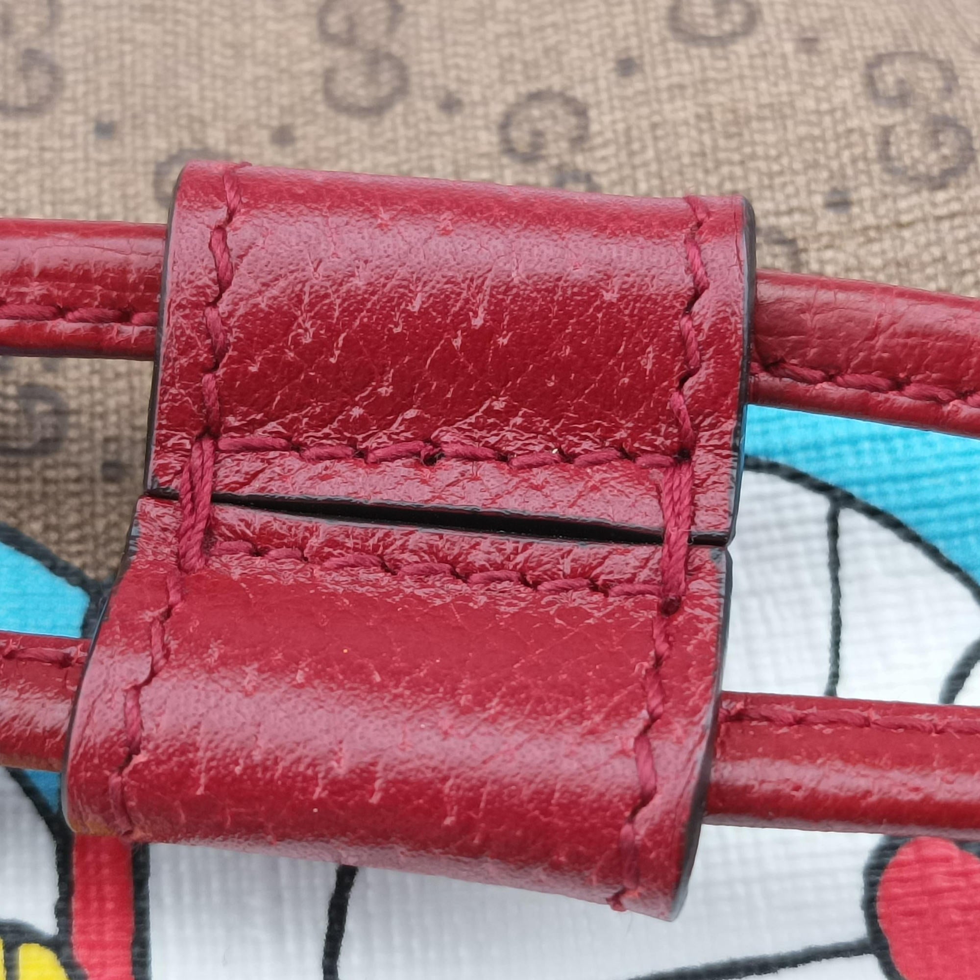 Doraemon collaboration Brown×Red×Multicolor PVC coated canvas×Leather 647801 D033915017ドラえもんコラボ ブラウン×レッド×マルチカラー PVCコーティングキャンバス×レザー 647801 D033915017