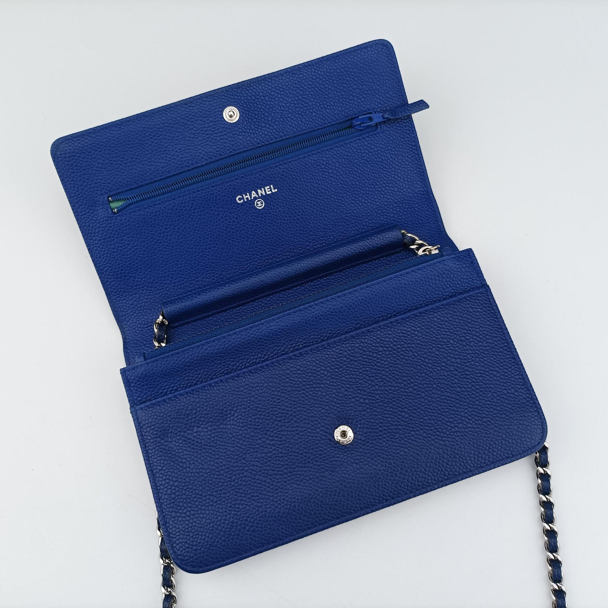 Caviar Wallet Chain Blue caviar skin A68872 17900635キャビア ウォレット チェーン ブルー キャビアスキン A68872 17900635