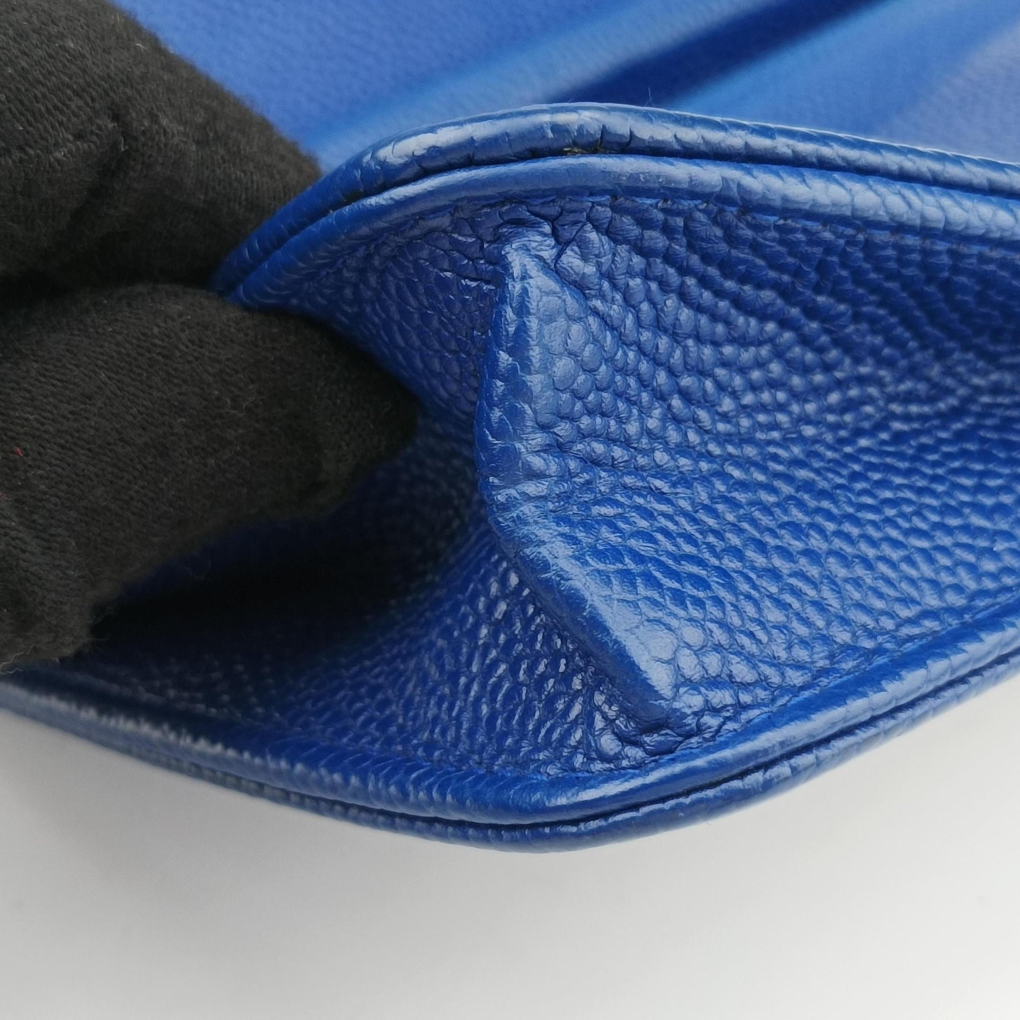 Caviar Wallet Chain Blue caviar skin A68872 17900635キャビア ウォレット チェーン ブルー キャビアスキン A68872 17900635