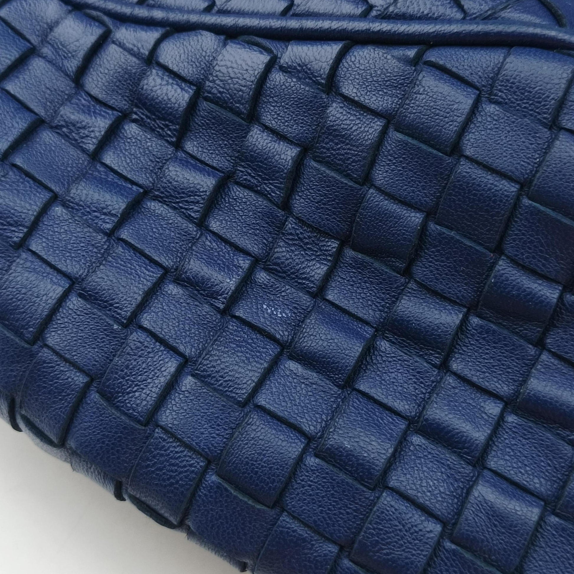 Intrecciato Navy lambskin 245343 V0016 4260 EPEV 2011 1340 Aイントレチャート ネイビー ラムスキン 245343 V0016 4260 EPEV 2011 1340 A