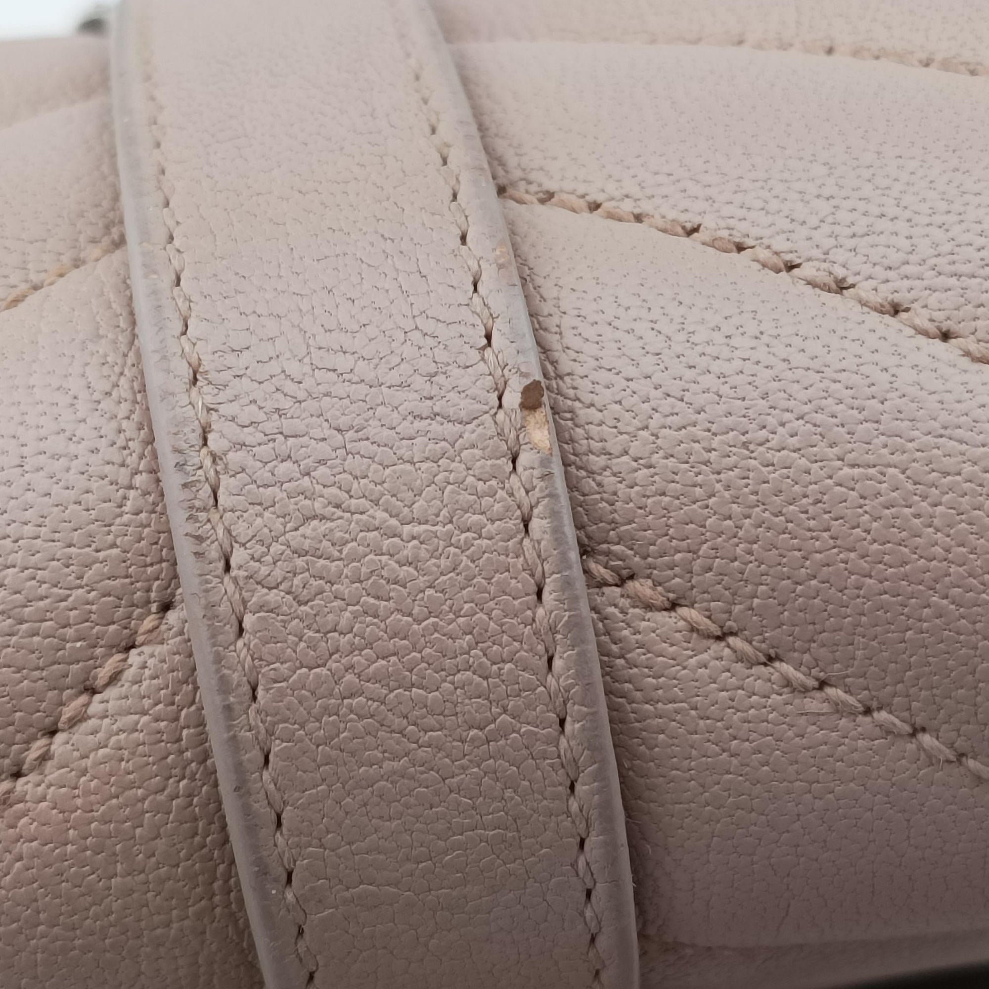 COLLEGE Pink Leather 428056 GUE428056.0916カレッジ ピンク レザー 428056 GUE428056.0916