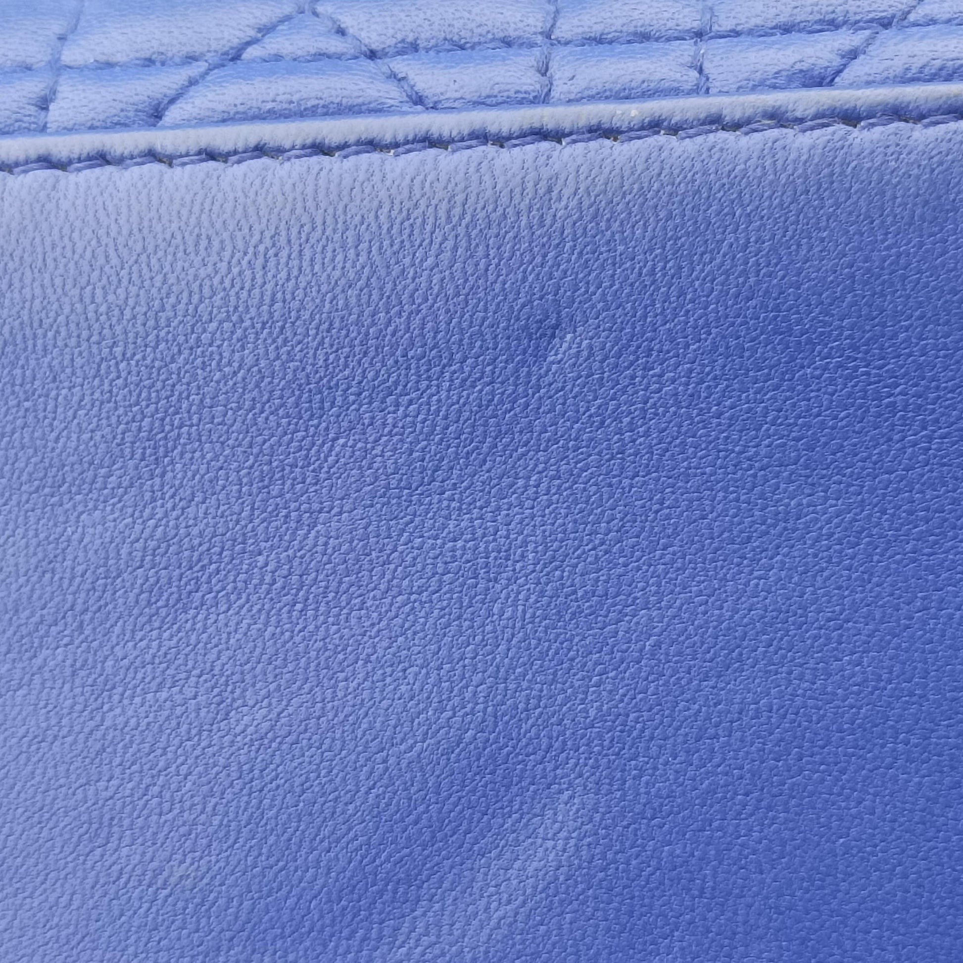 Lady Dior Blue lambskin 18-MA-1122レディディオール ブルー ラムスキン 18-MA-1122