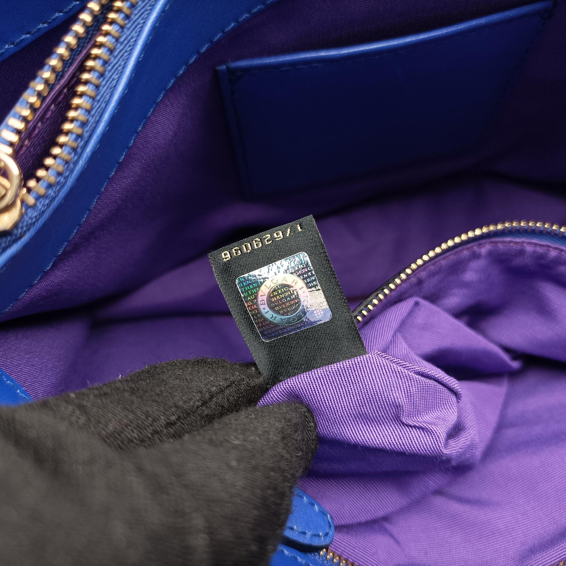 SERPENTI FOREVER Blue leather RP.F14.37425セルペンティ フォーエバー ブルー レザー RP.F14.37425