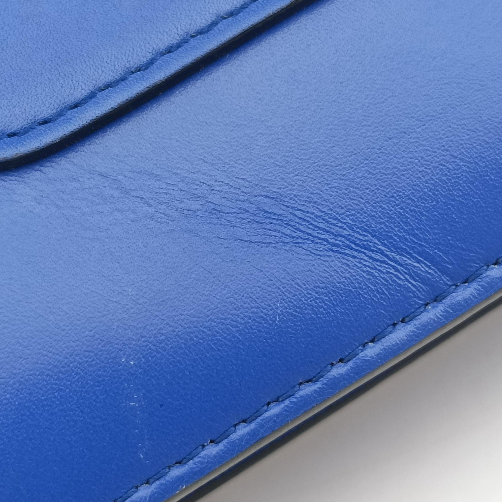SERPENTI FOREVER Blue leather RP.F14.37425セルペンティ フォーエバー ブルー レザー RP.F14.37425