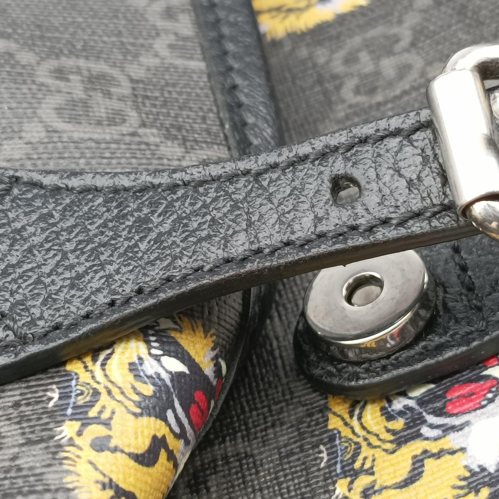 Interlocking G Black GG Supreme Canvas × Leather 696013 H038572483インターロッキングG ブラック GGスプリームキャンバス × レザー 696013 H038572483