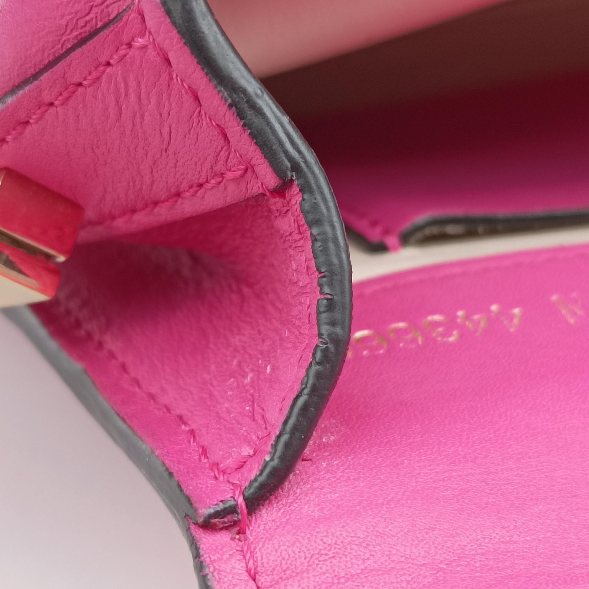 Iside Rose Leather N 443666イジィデ ローズ レッド レザー N 443666