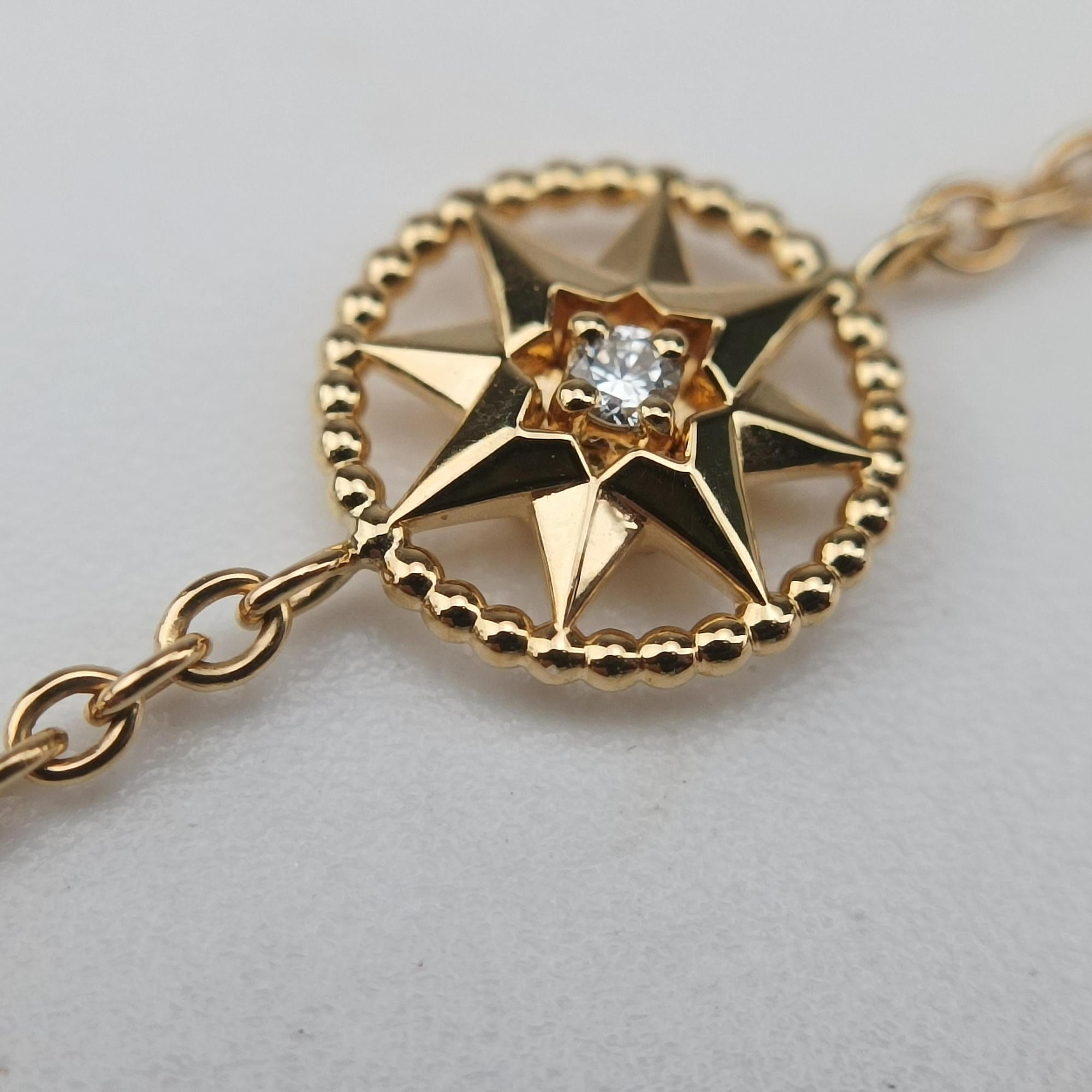Rose des Vents medallion　 Yellow gold AU750 249170ローズデヴァン メダリオン イエローゴールド AU750 249170
