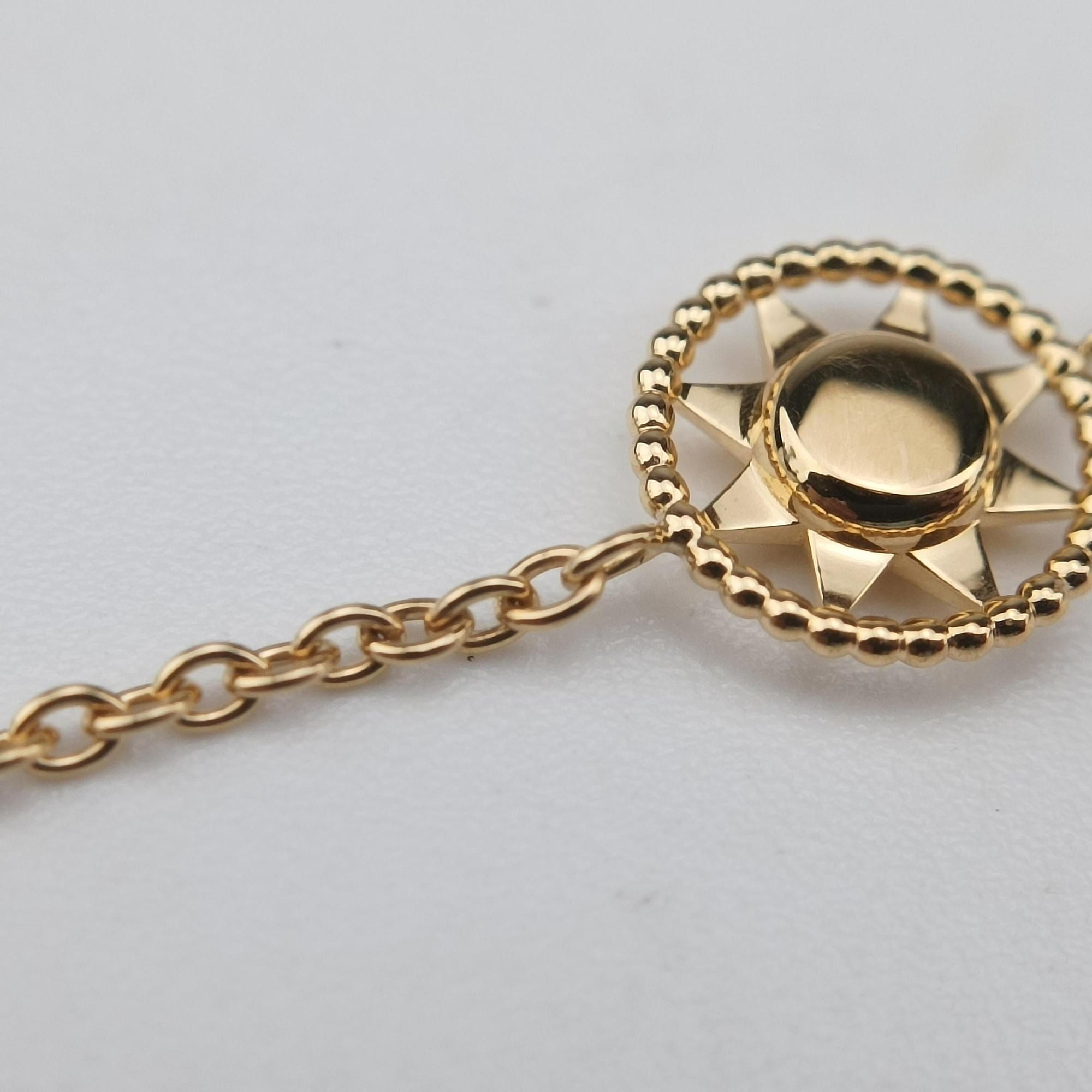 Rose des Vents medallion　 Yellow gold AU750 249170ローズデヴァン メダリオン イエローゴールド AU750 249170