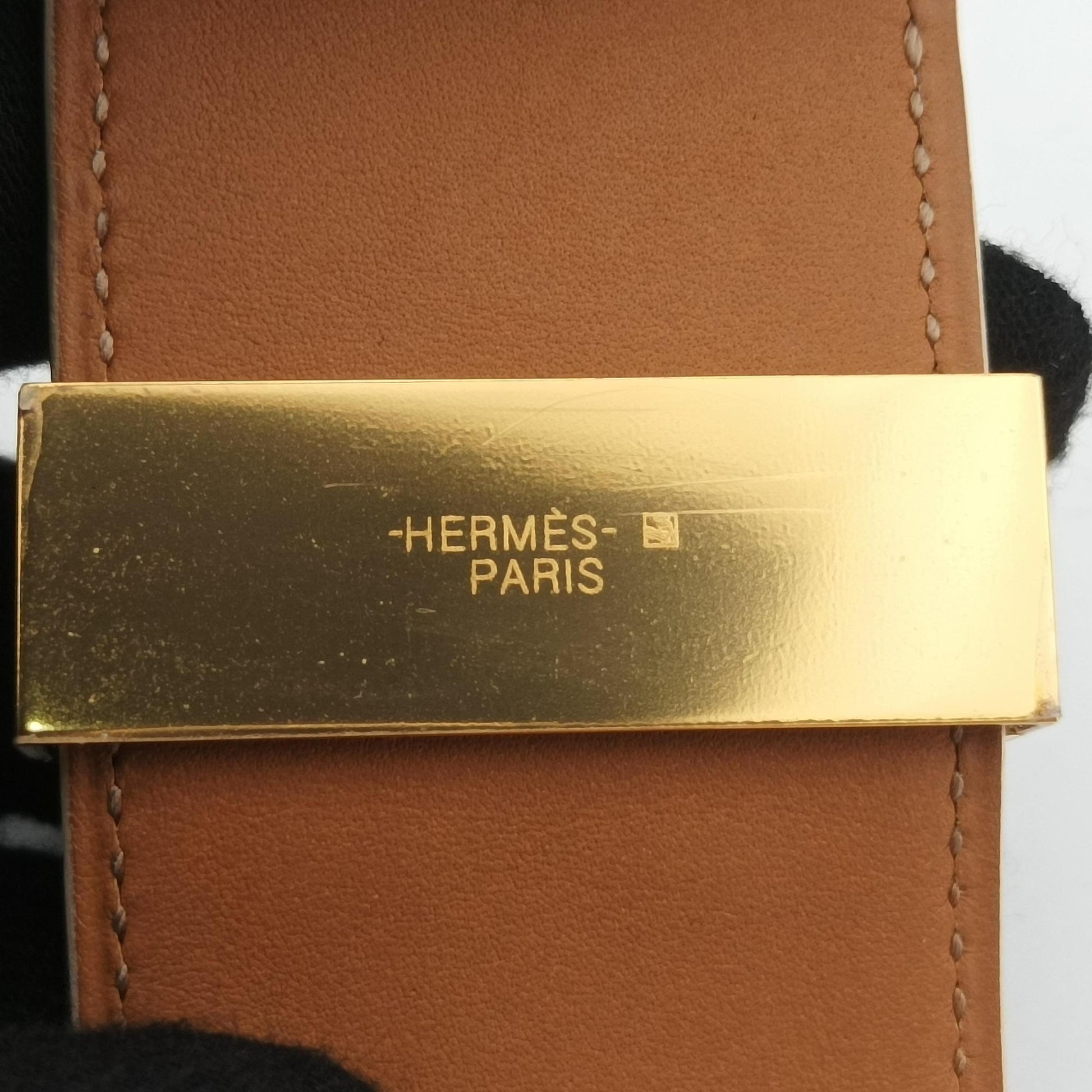 Collier de chien White×golden Leather × GP S N▢R 50コリエ ド シアン ホワイト×ゴールド レザー×GP S N▢R 50