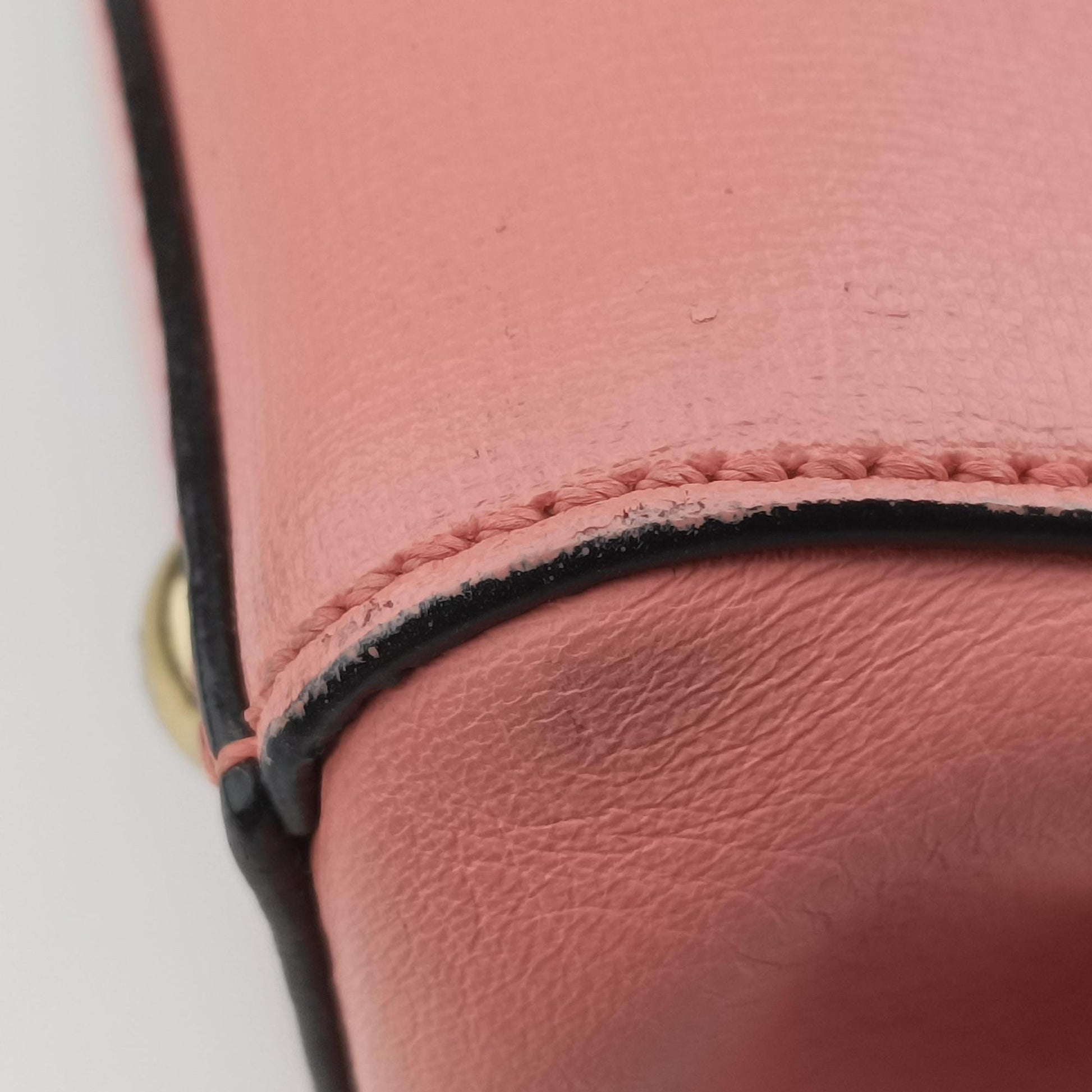 Petite 2 JOURS Pink Leather 8BH253 8BH253-D7E-158-8241プチ トゥージュール ピンク レザー 8BH253 8BH253-D7E-158-8241