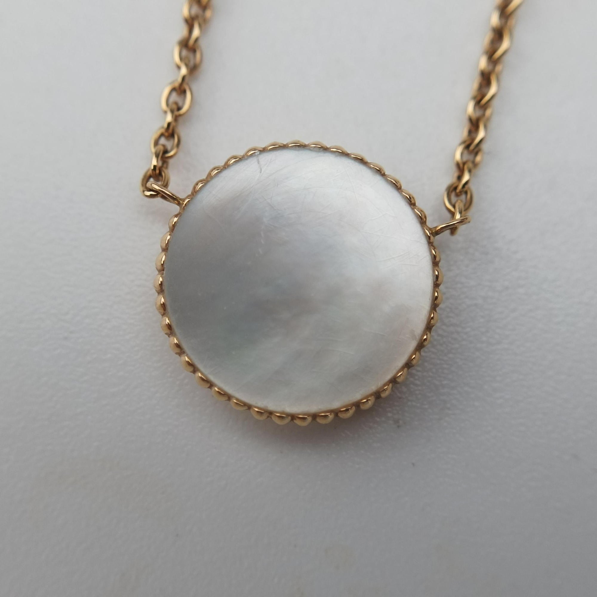 Amulette de Cartier yellow gold x white AU750 B3047100 088685アミュレット ドゥ カルティエ イエローゴールド×ホワイト AU750 B3047100 088685