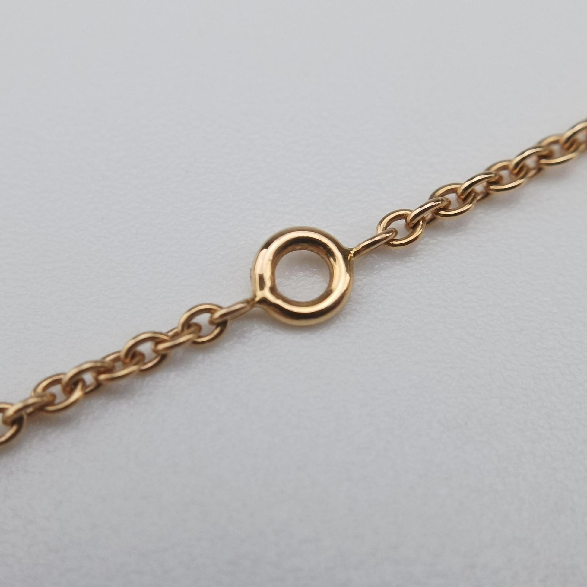 Amulette de Cartier yellow gold x white AU750 B3047100 088685アミュレット ドゥ カルティエ イエローゴールド×ホワイト AU750 B3047100 088685