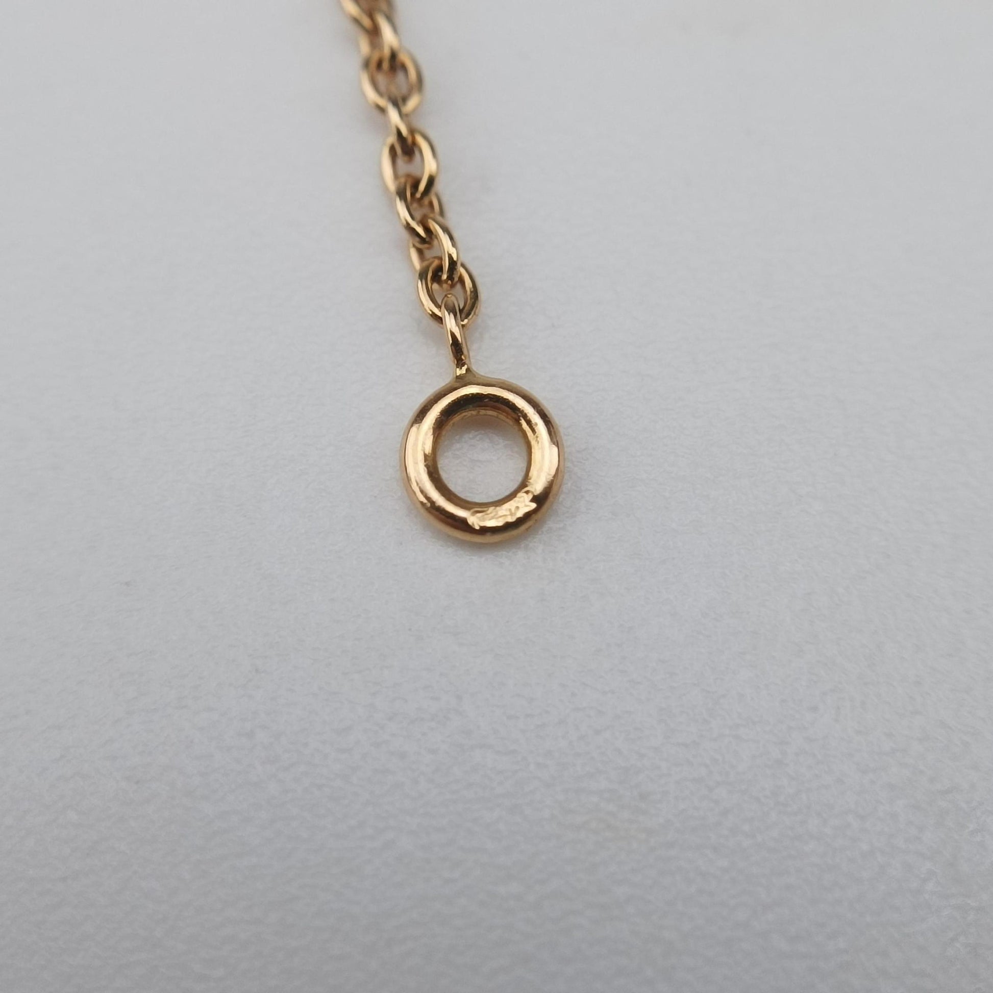 Amulette de Cartier yellow gold x white AU750 B3047100 088685アミュレット ドゥ カルティエ イエローゴールド×ホワイト AU750 B3047100 088685