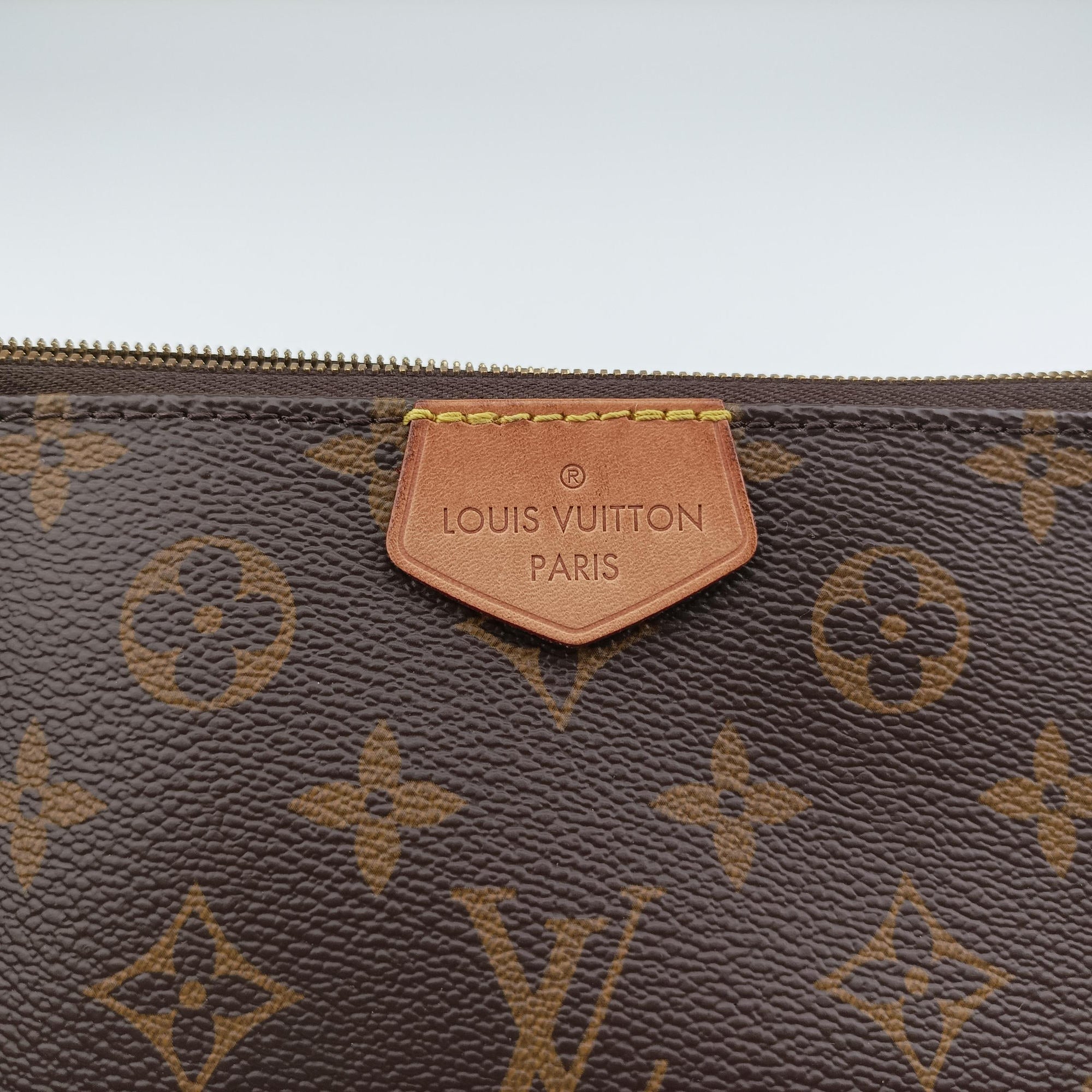 MULTI POCHETTE ACCESSOIRES MARRON×ROSE CLAIRE Monogram Canvas M44840 IC Chipミュルティポシェットアクセソワール マロン×ローズ クレール モノグラムキャンバス M44840 ICチップ