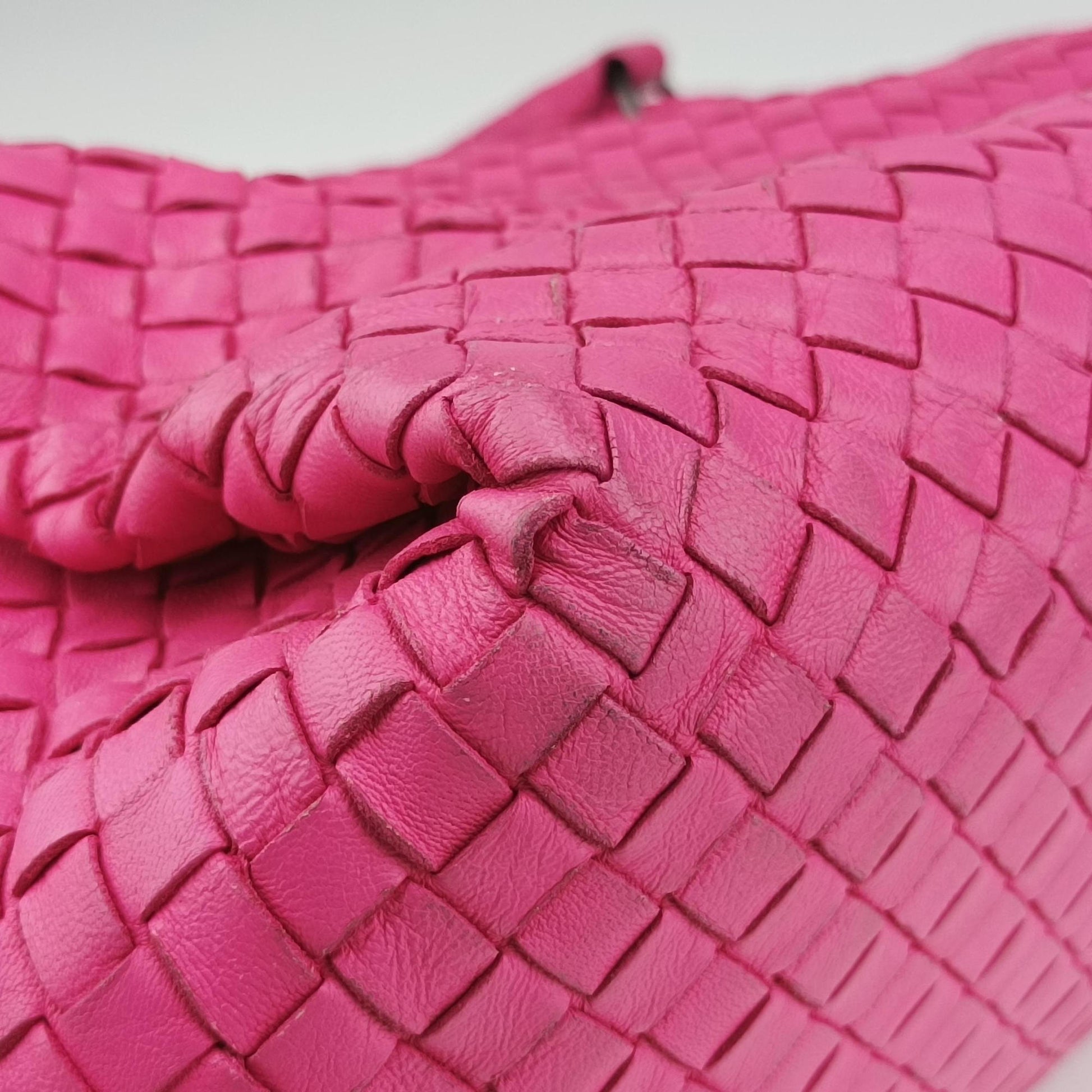 Parachute Intrecciato Rose lambskin B00013655Lパラシュート イントレチャート ローズ レッド ラムスキン B00013655L