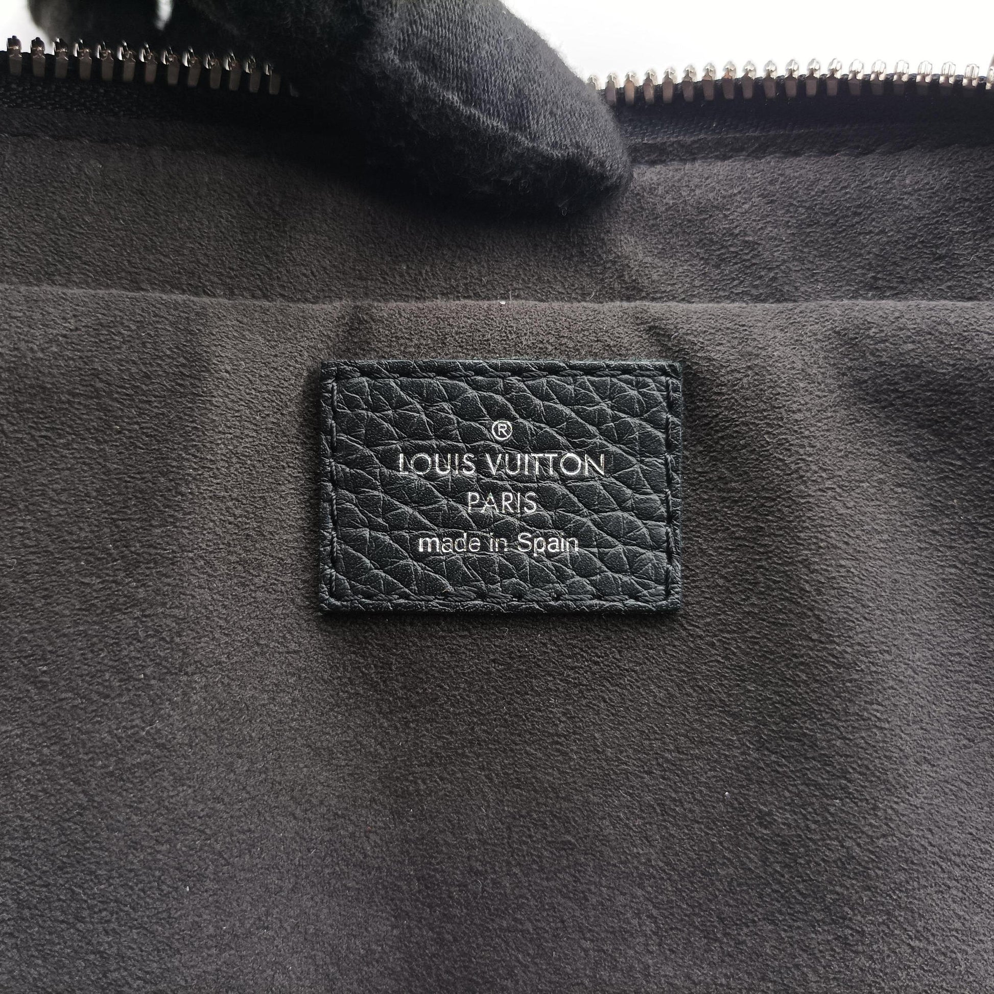 Armand Briefcase MM Noir Taurillon leather M54381 IC Chipアルマンド ブリーフケース MM ノワール トリヨンレザー M54381 ICチップ