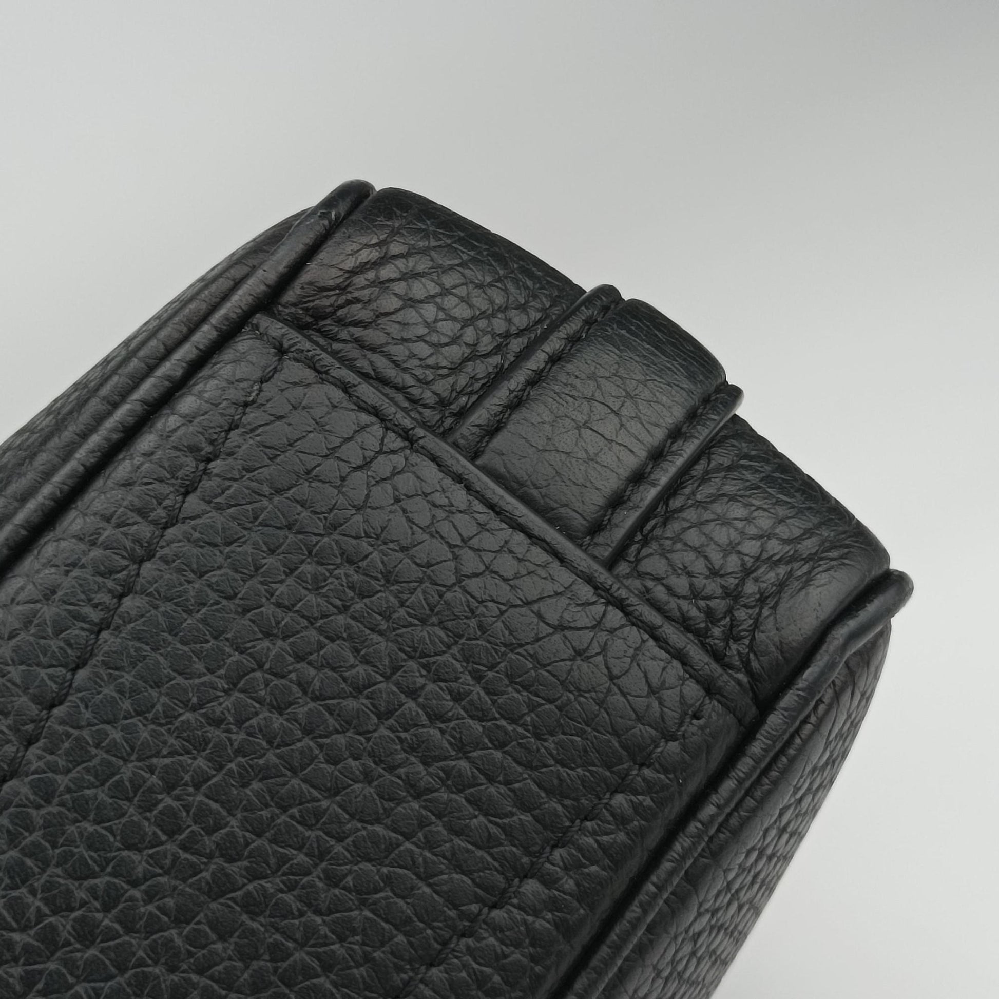Armand Briefcase MM Noir Taurillon leather M54381 IC Chipアルマンド ブリーフケース MM ノワール トリヨンレザー M54381 ICチップ