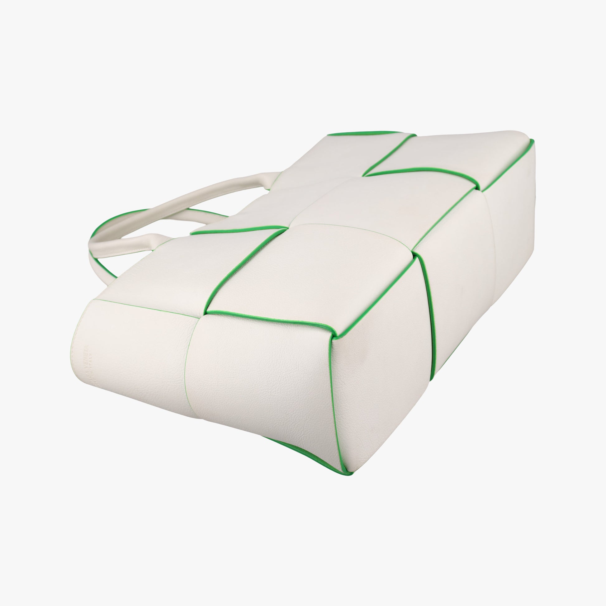 THE ARCO Tote White×Green lambskin B10028381Eザ アルコ トート ホワイト×グリーン ラムスキン B10028381E