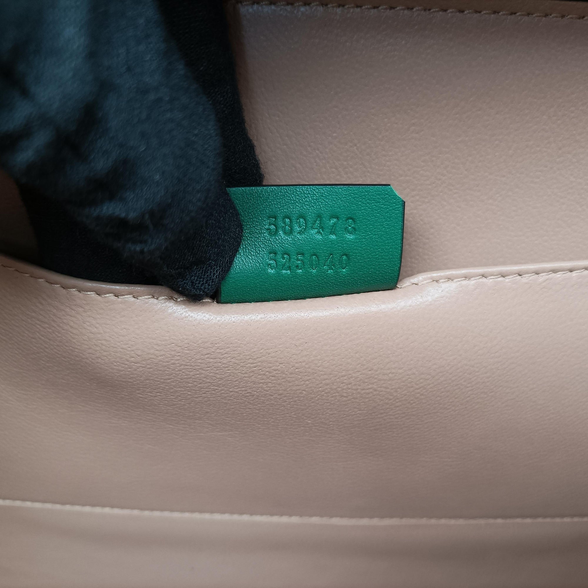 Sylvie Green Patent Leather 589478 E030193046シルヴィ グリーン パテント 589478 E030193046