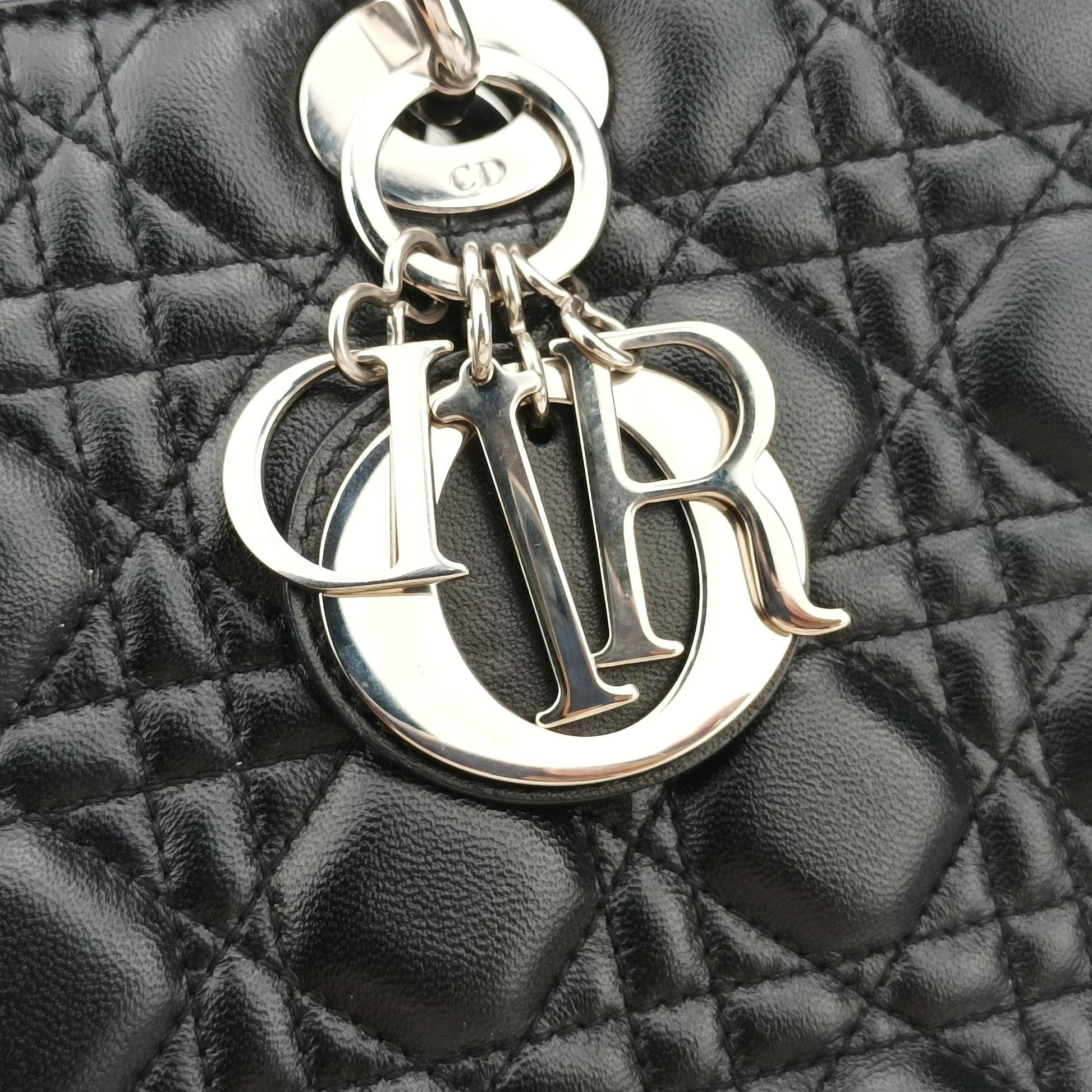 Lady Dior Black lambskin 18-MA-1104レディディオール ブラック ラムスキン 18-MA-1104