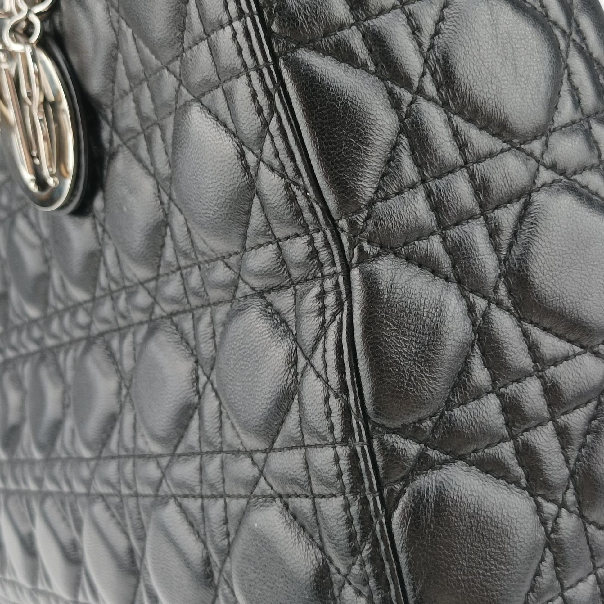Lady Dior Black lambskin 18-MA-1104レディディオール ブラック ラムスキン 18-MA-1104