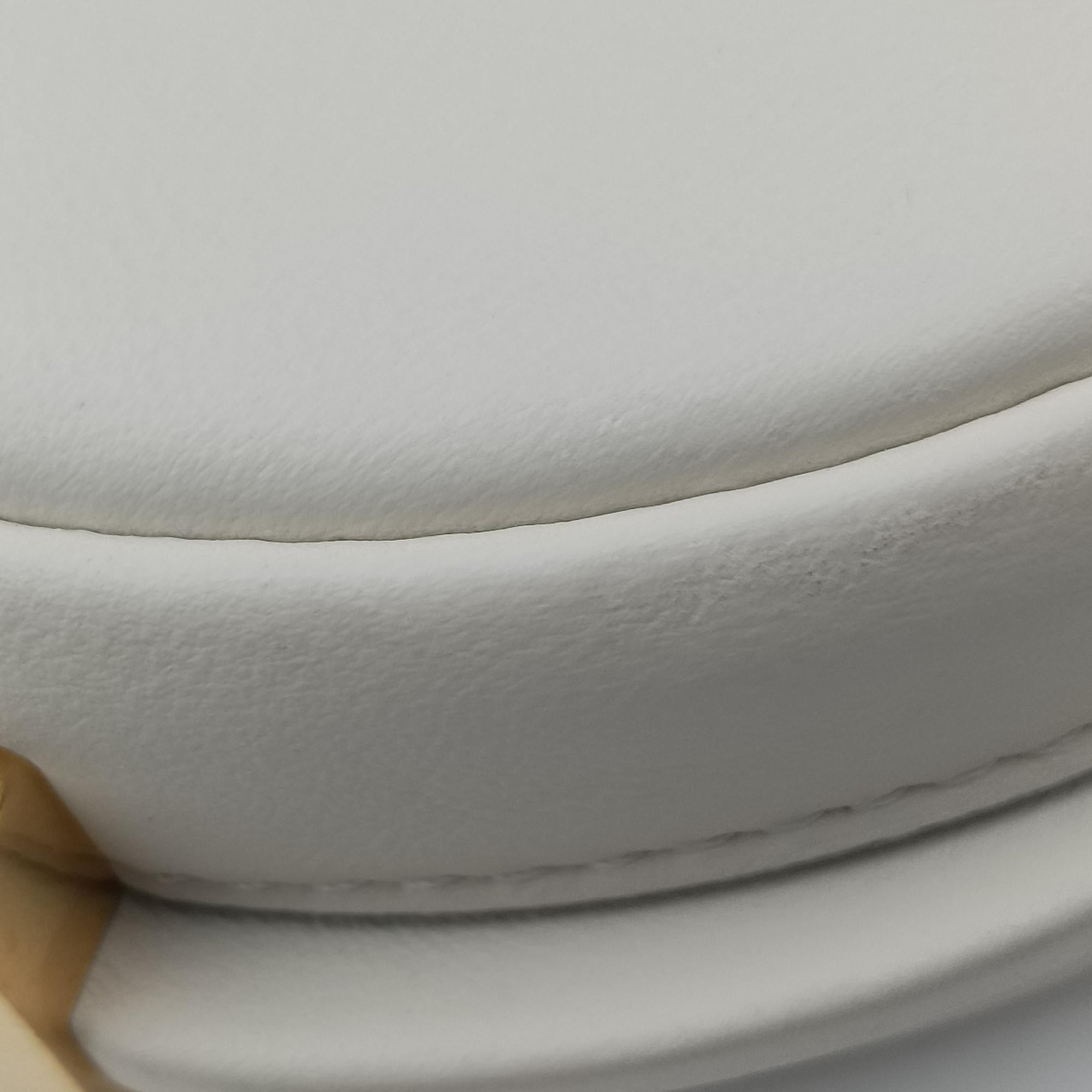 Nano Fendigraphy White Leather 7AS089 7AS089 A5DY 229.0189ナノ フェンディグラフィー ホワイト レザー 7AS089 7AS089 A5DY 229.0189