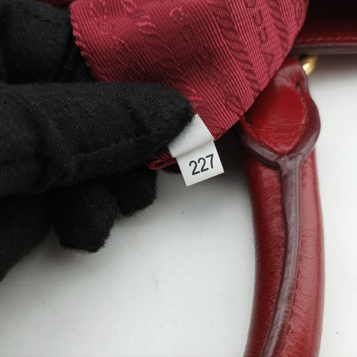 Vitello Shine Shopping Peonia Red Leather BN2324 7/I 227ヴィッテロ シャイン ショッピング ピオニア レッド レザー BN2324 7/I 227