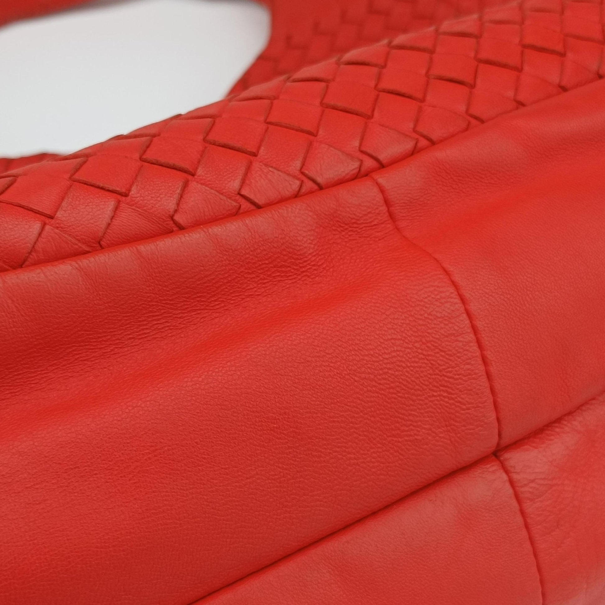 CAMPANA Intrecciato Red lambskin B00106913Mカンパーナ イントレチャート レッド ラムスキン B00106913M