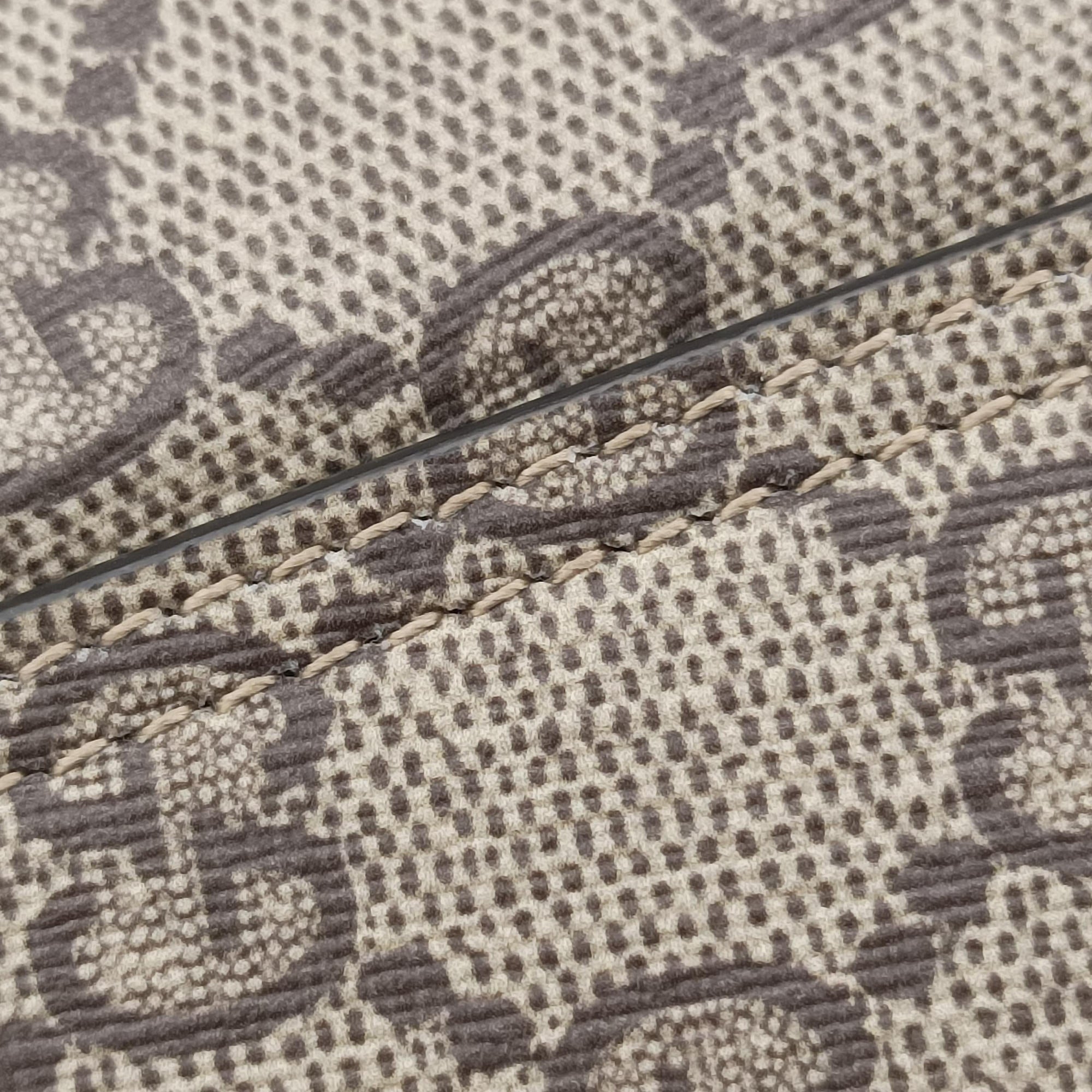 love heart Brown PVC coated canvas 678133 D036885243ラブ ハート ブラウン PVCコーティングキャンバス 678133 D036885243