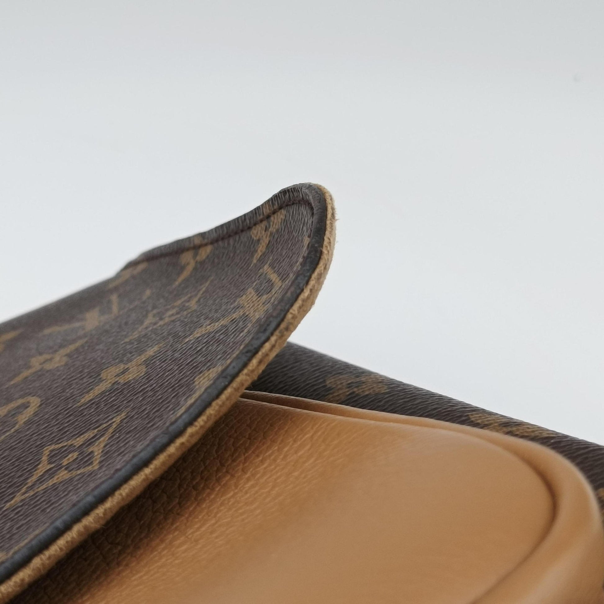 MARIGNAN Brown×Sesae Monogram Canvas×calf leather M44257 AR2128マリニャン モノグラム/ブラウン×セサミ モノグラムキャンバス×カーフレザー M44257 AR2128