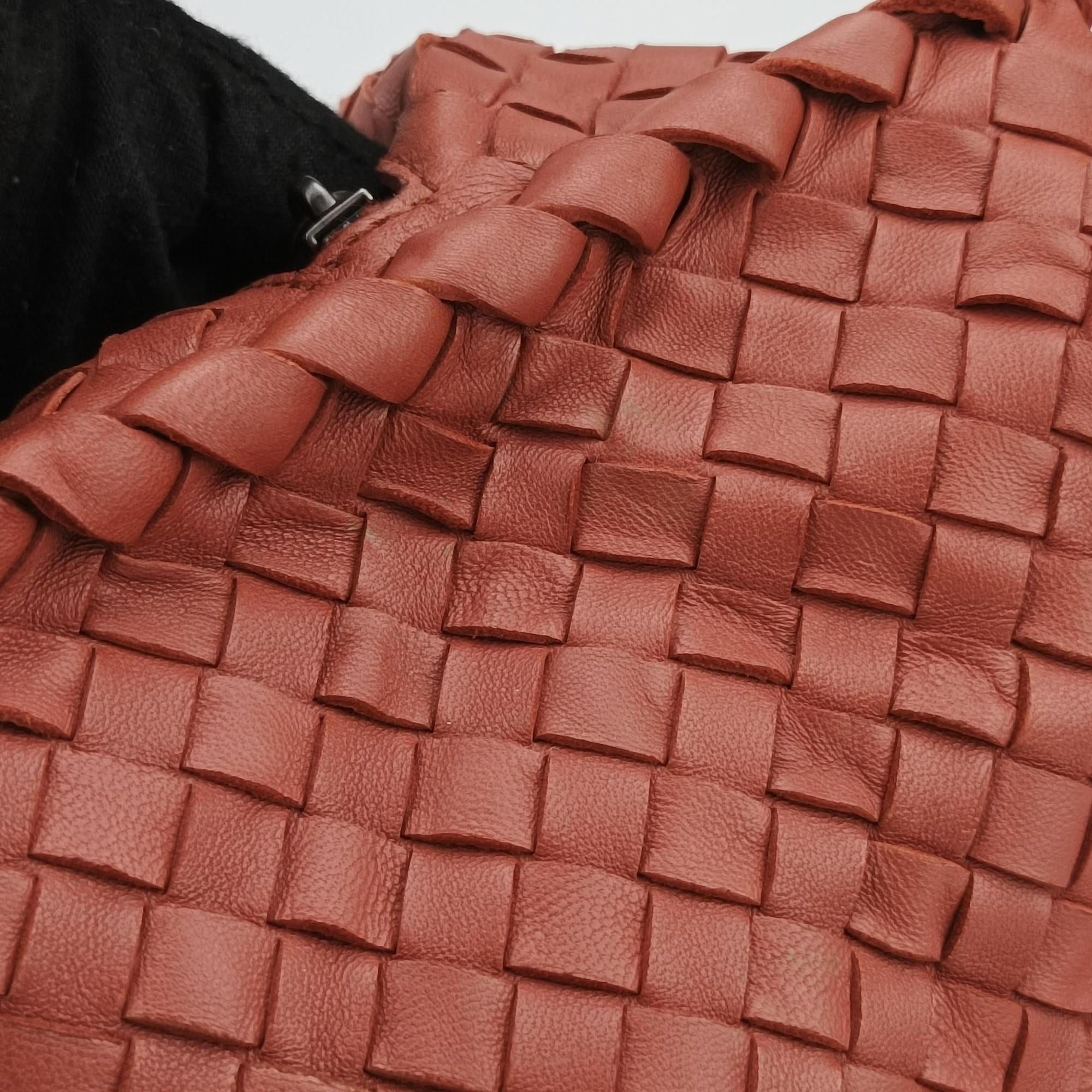 Intrecciato terracotta lambskin B01702506Mイントレチャート テラコッタ ラムスキン B01702506M