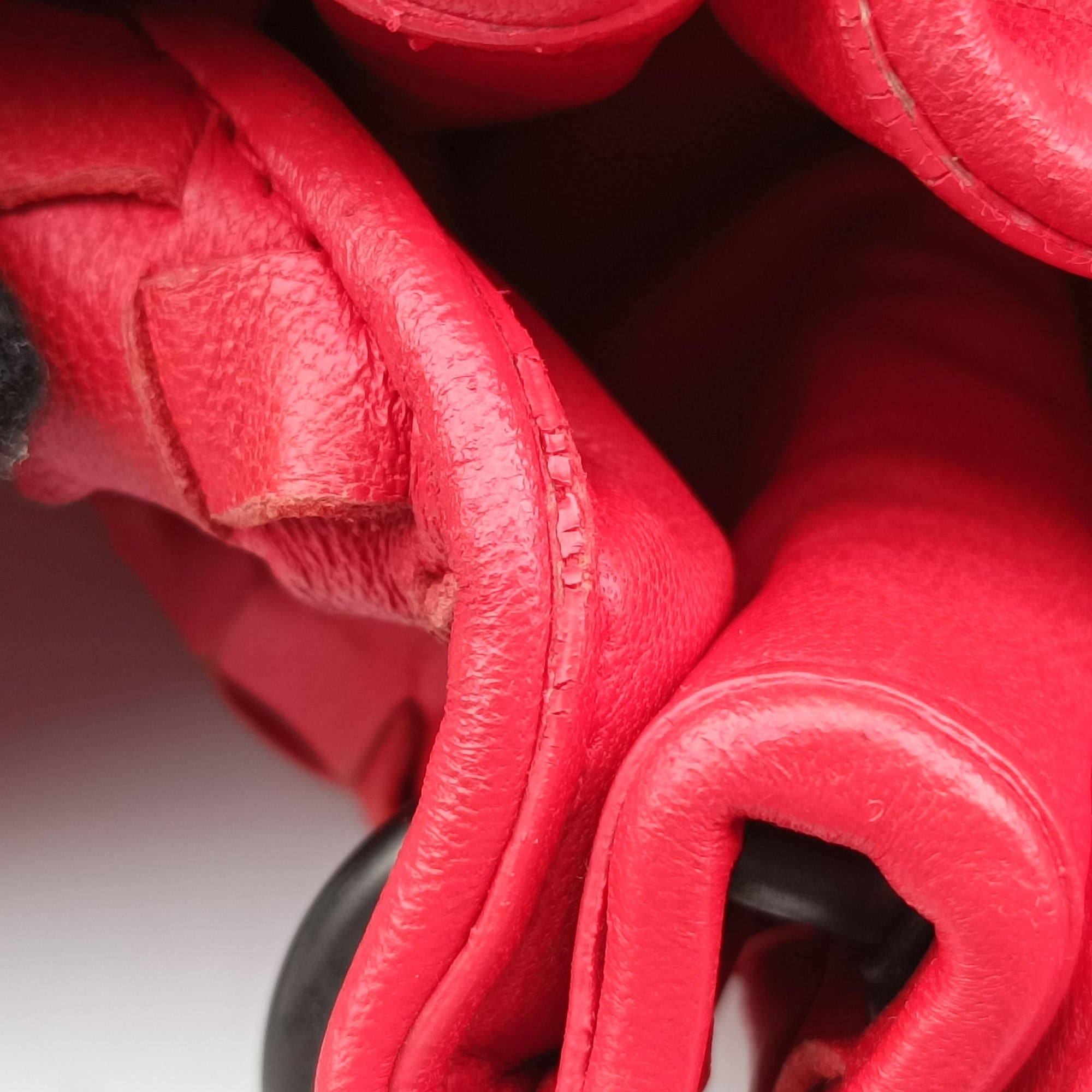 Parachute Intrecciato Red Lambskin B02870693Jパラシュート イントレチャート レッド ラムスキン B02870693J
