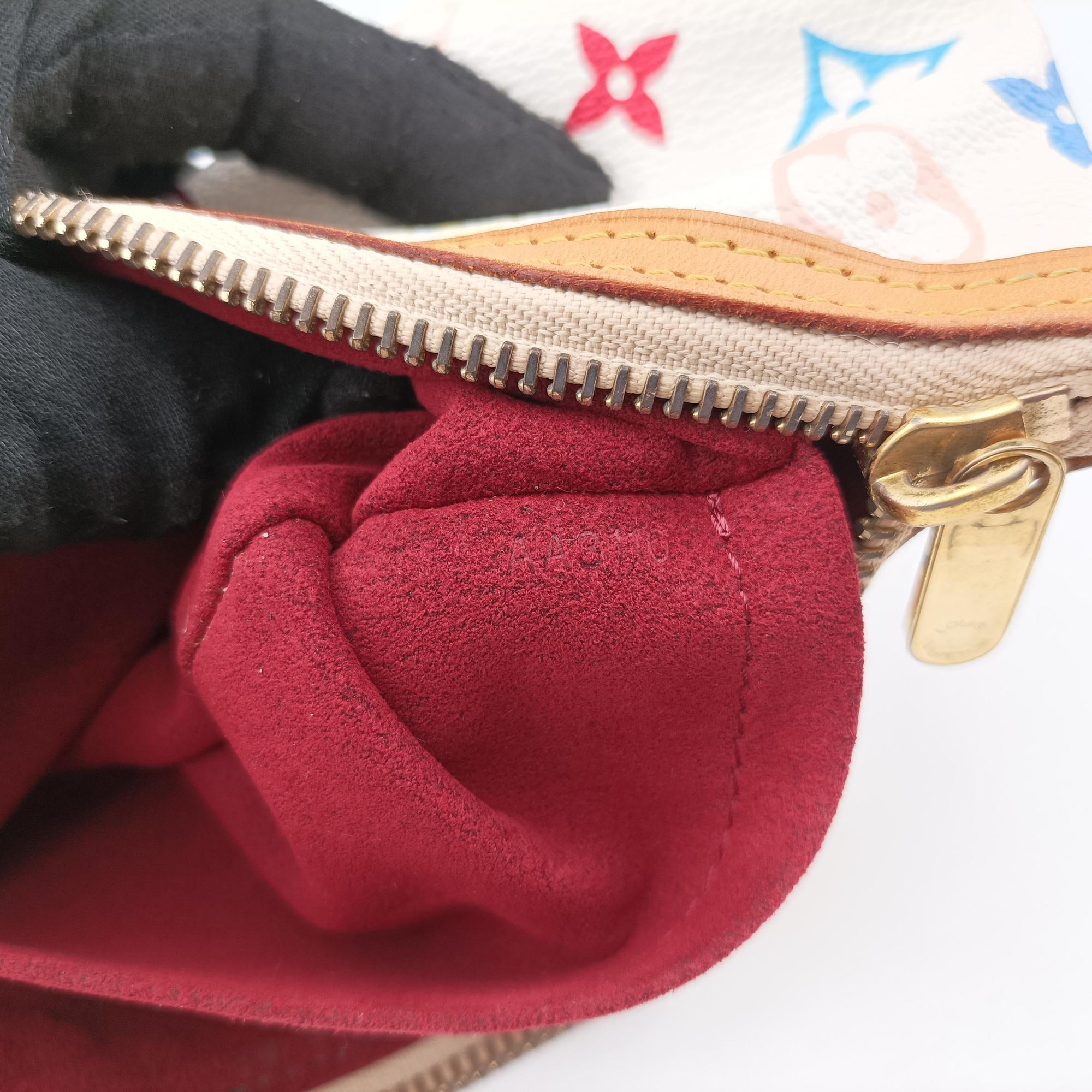 Pochette Mira MM Accessory Pouch white Monogram Multicolor M60096 AA3110ポシェット ミラ MM アクセサリーポーチ ブロン モノグラム マルチカラー M60096 AA3110